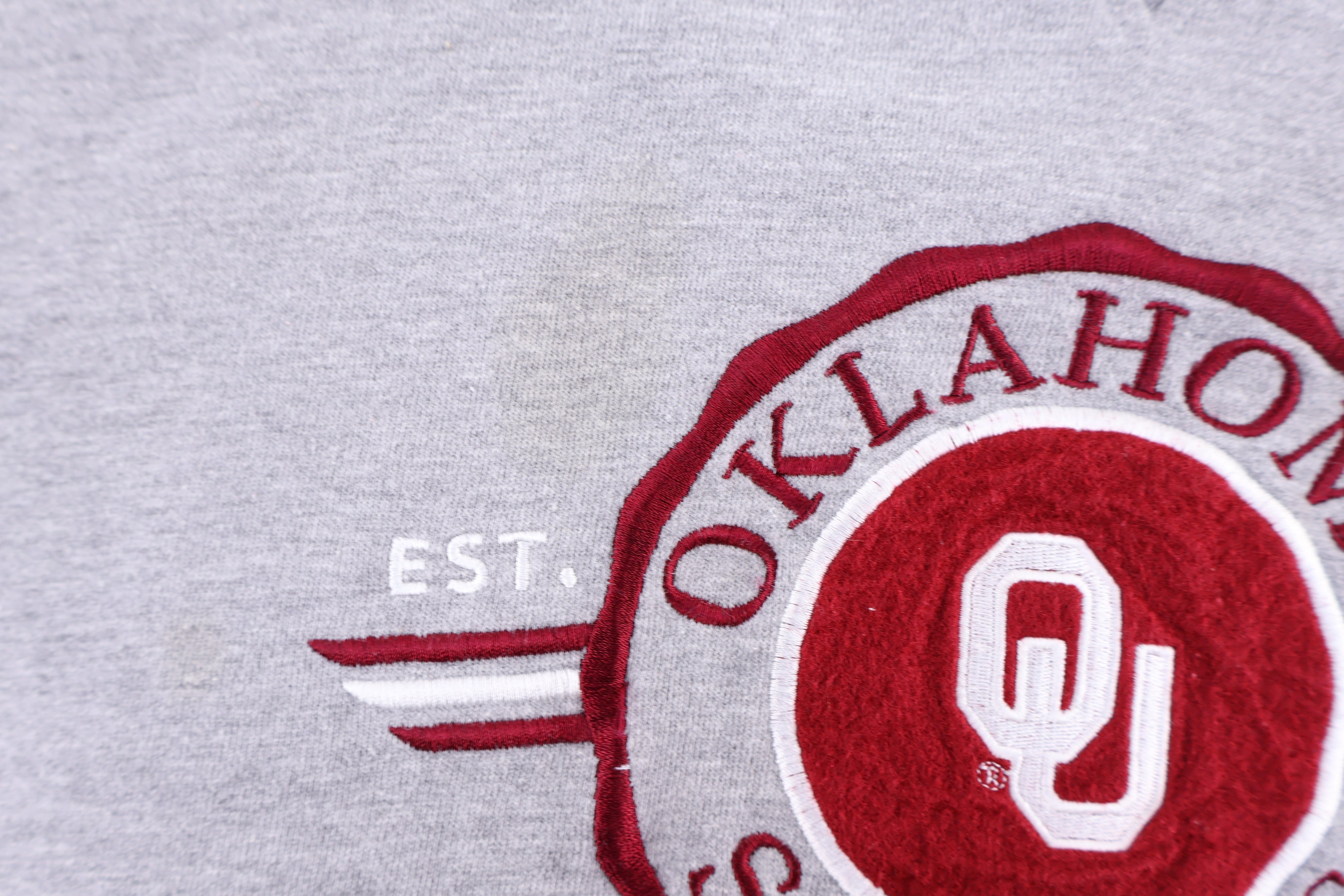 Vintage Oklahoma Sooners Embroidered Sweatshirt - Sweatshirt - Thrifted Threads