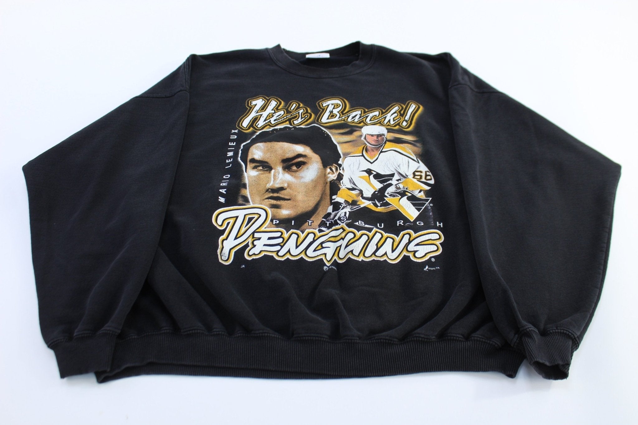 Vintage Pittsburgh Penguins Hockey Mario Lemieux Graphic Sweatshirt - Sweatshirts - Thrifted Threads