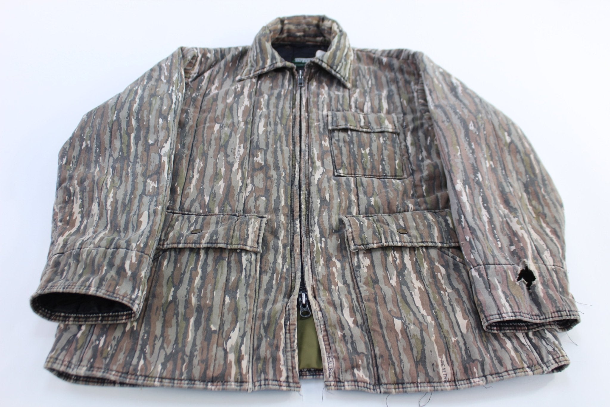 Vintage Saftbak Realtree Camo Zip Up Jacket - ThriftedThreads.com