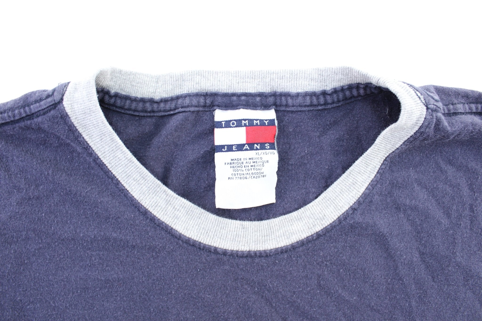 VTG retailer Tommy Jeans Tee