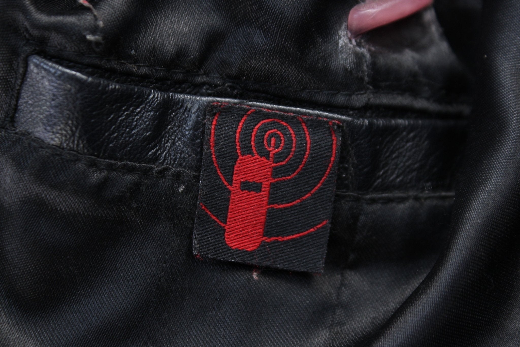 Vintage Women's Full Zip Leather Jacket - Jacket - Thrifted Threads