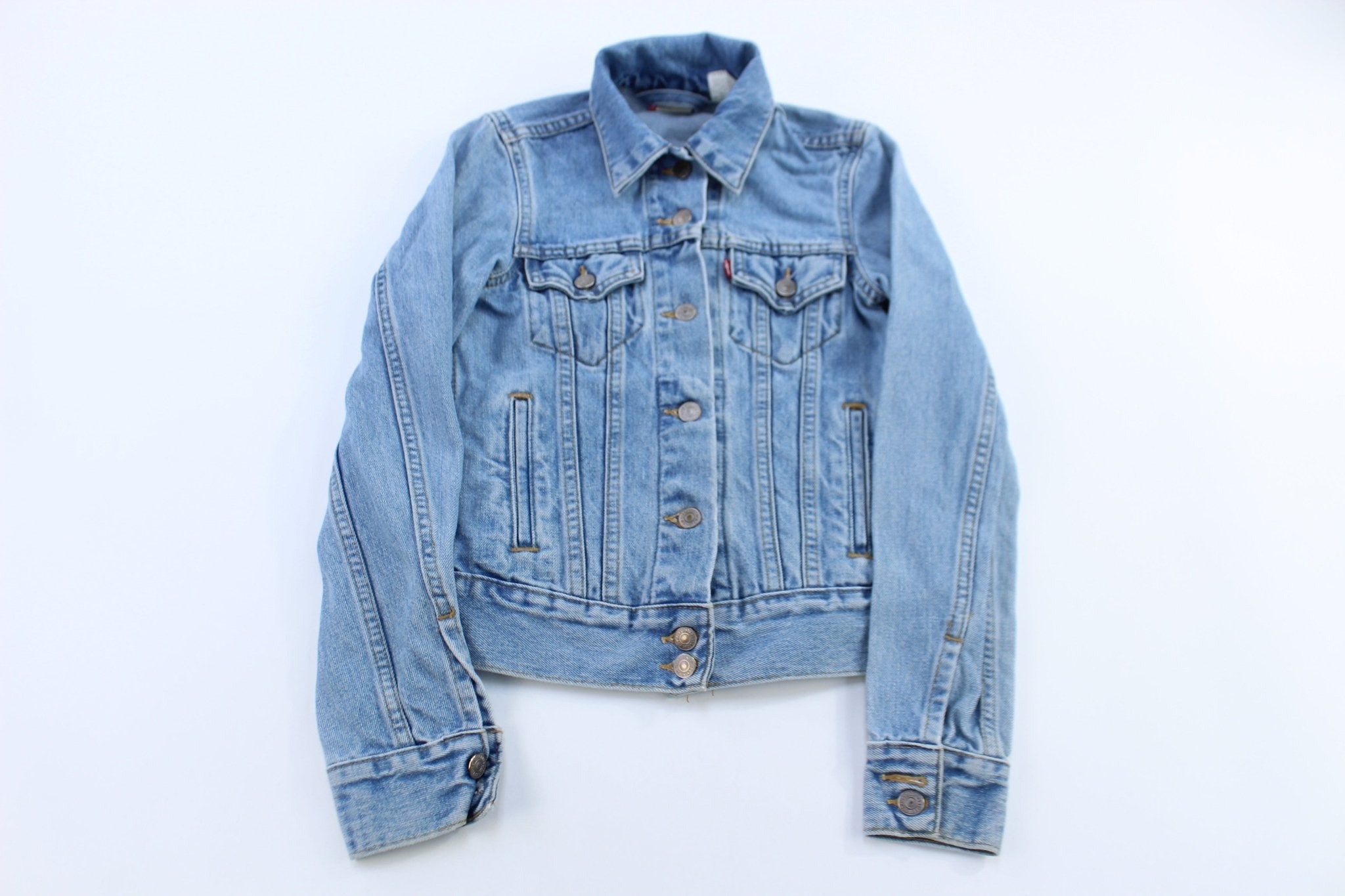 Vintage Women's Levi's Light Wash Denim Jacket - Jacket - Thrifted Threads