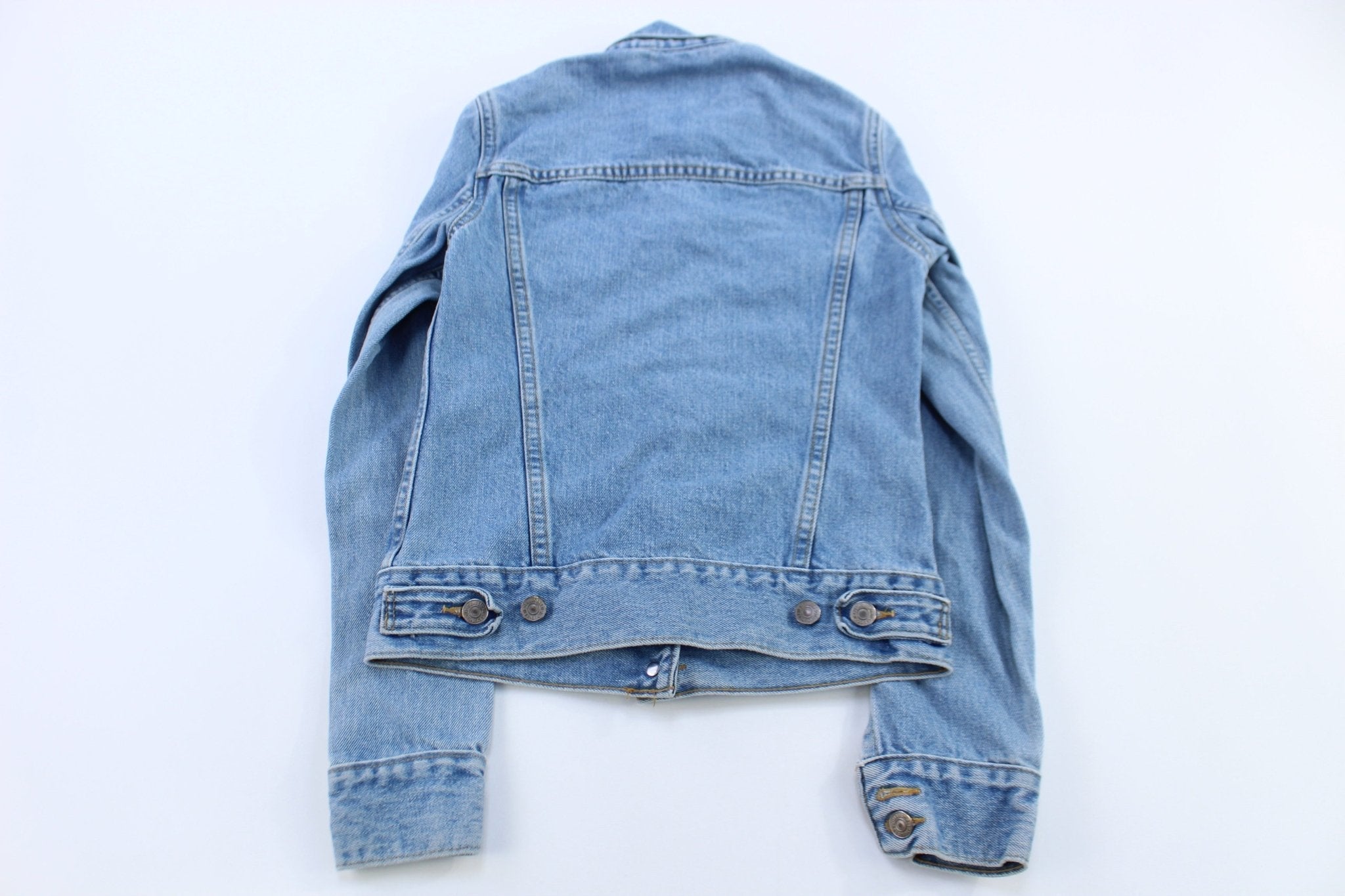 Vintage Women's Levi's Light Wash Denim Jacket - Jacket - Thrifted Threads