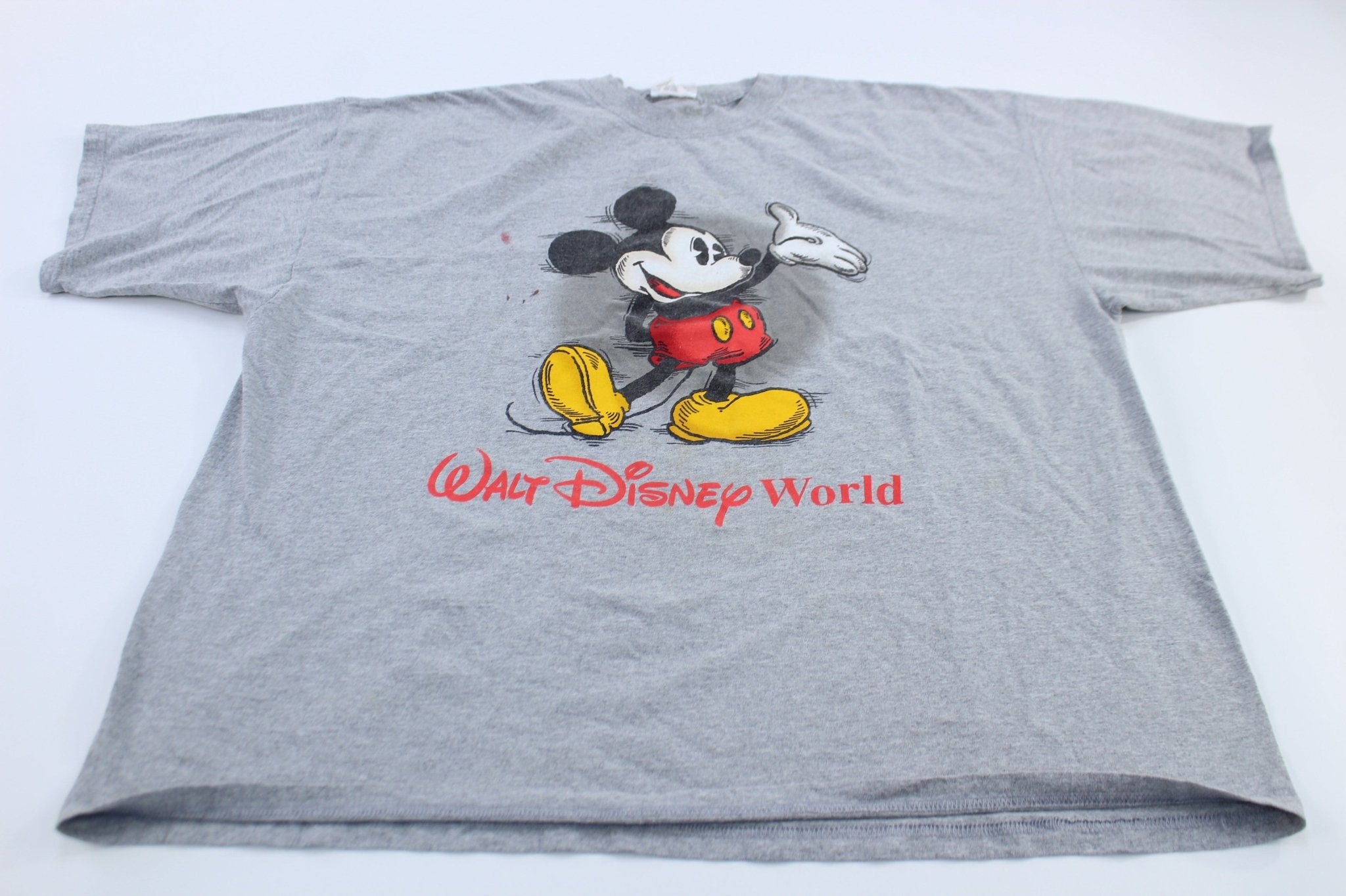 Walt Disney World Mickey Mouse Graphic T-Shirt - ThriftedThreads.com