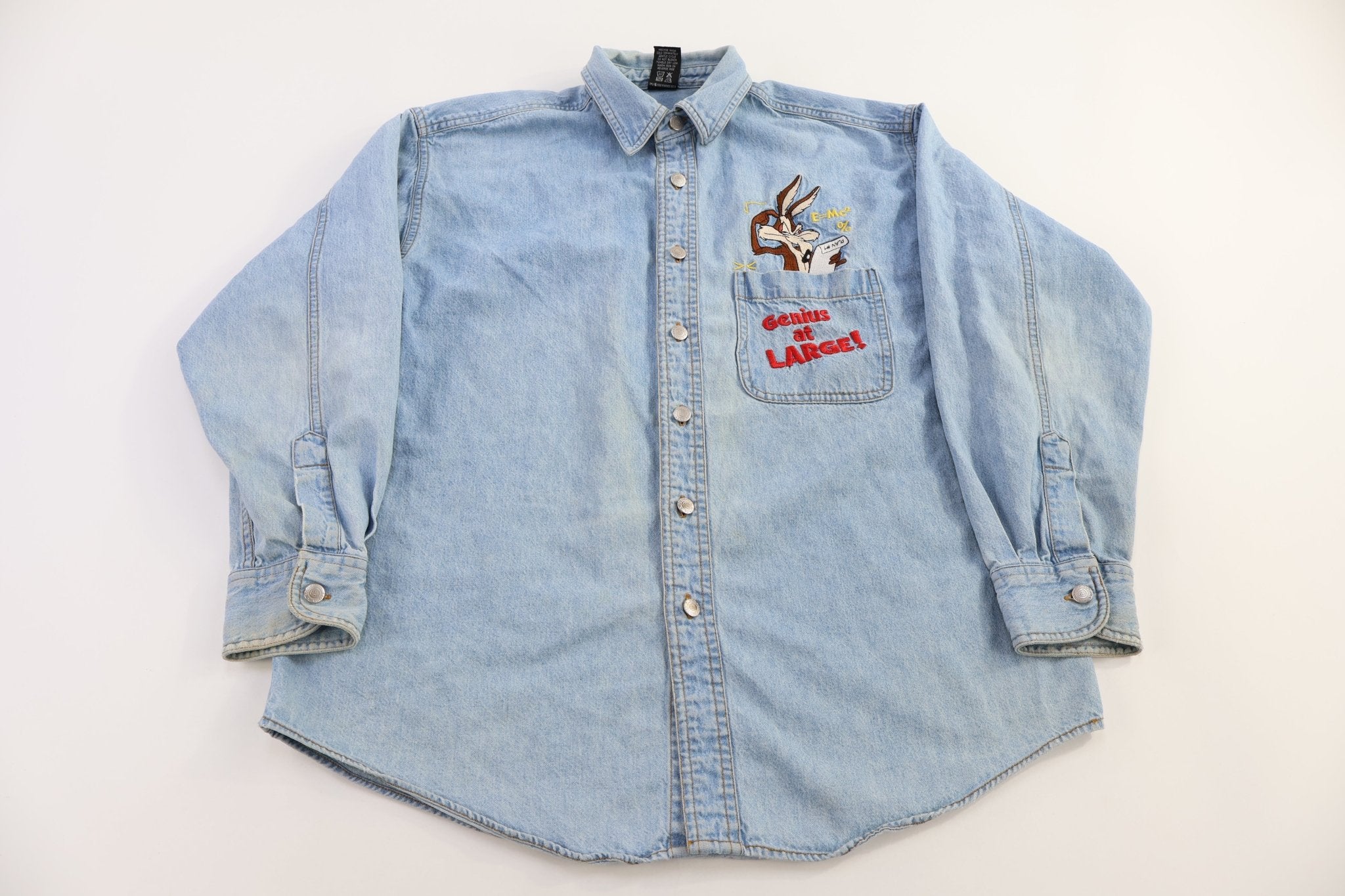 Warner Bro's Studio Store Wile E. Coyote LS Button Down - Button Ups/Downs - Thrifted Threads