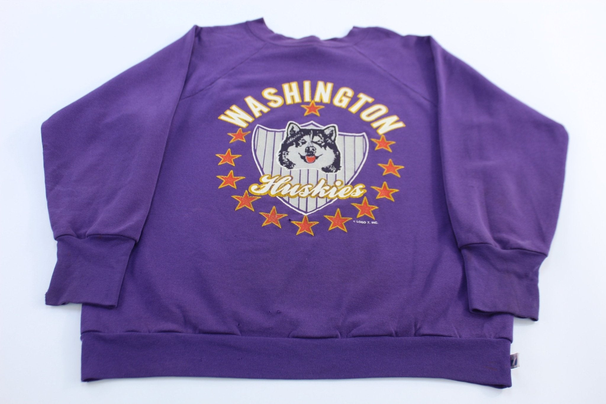 Washington Huskies Football Sweatshirt - Sweatshirt - Thrifted Threads