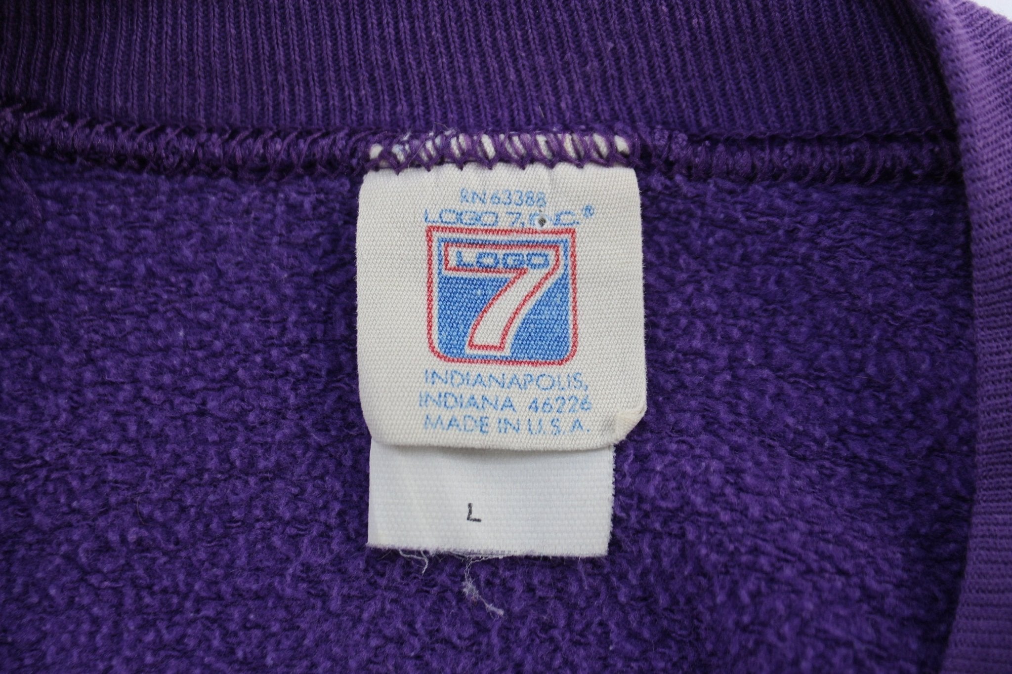 Washington Huskies Football Sweatshirt - Sweatshirt - Thrifted Threads