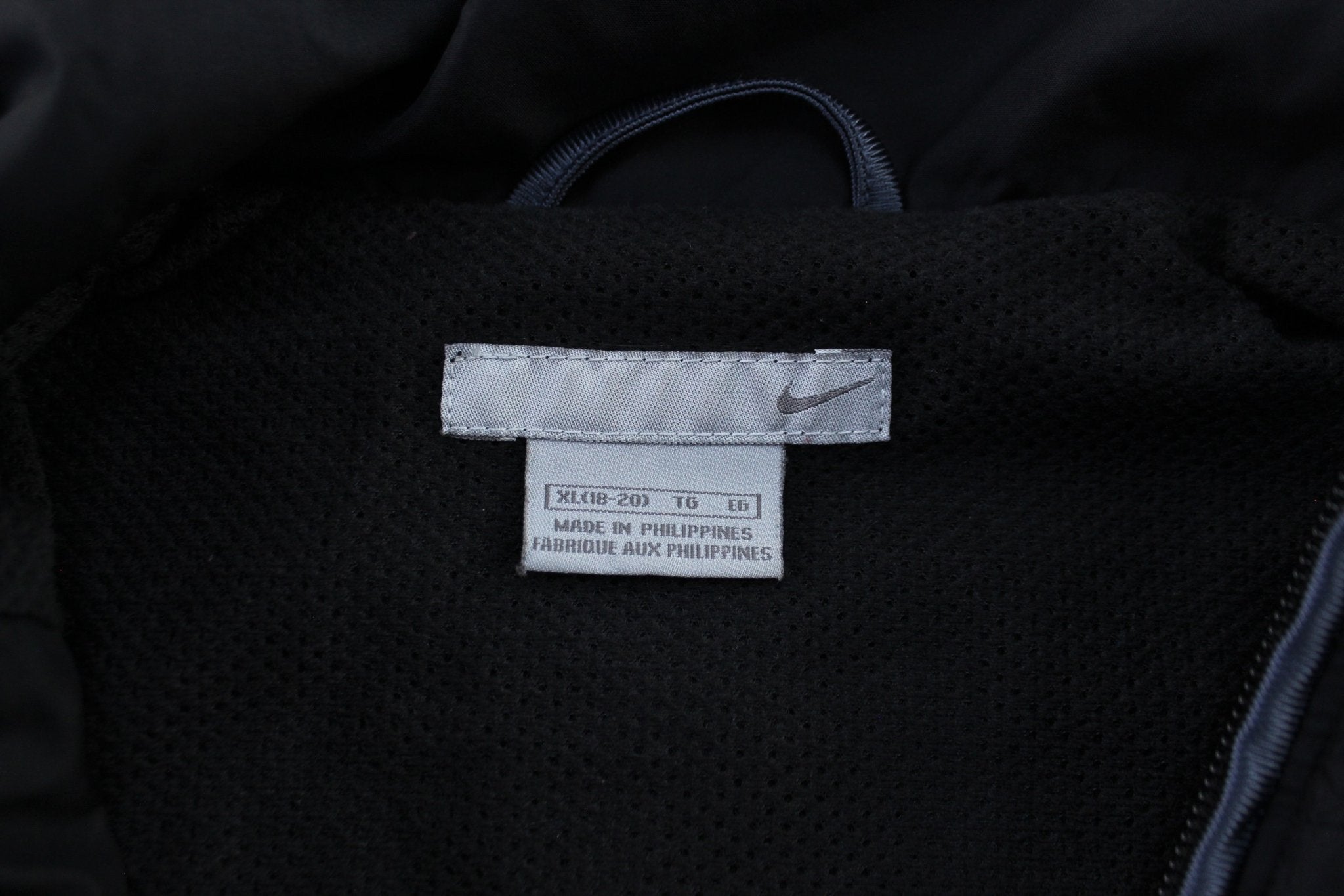 Woman’s Y2K Nike Embroidered Logo Blue & Black Zip Up Jacket - Jacket - Thrifted Threads