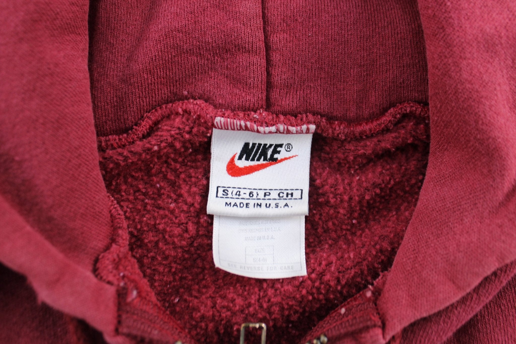 Women's 90's Nike Embroidered Logo Maroon Zip Up Hoodie - ThriftedThreads.com
