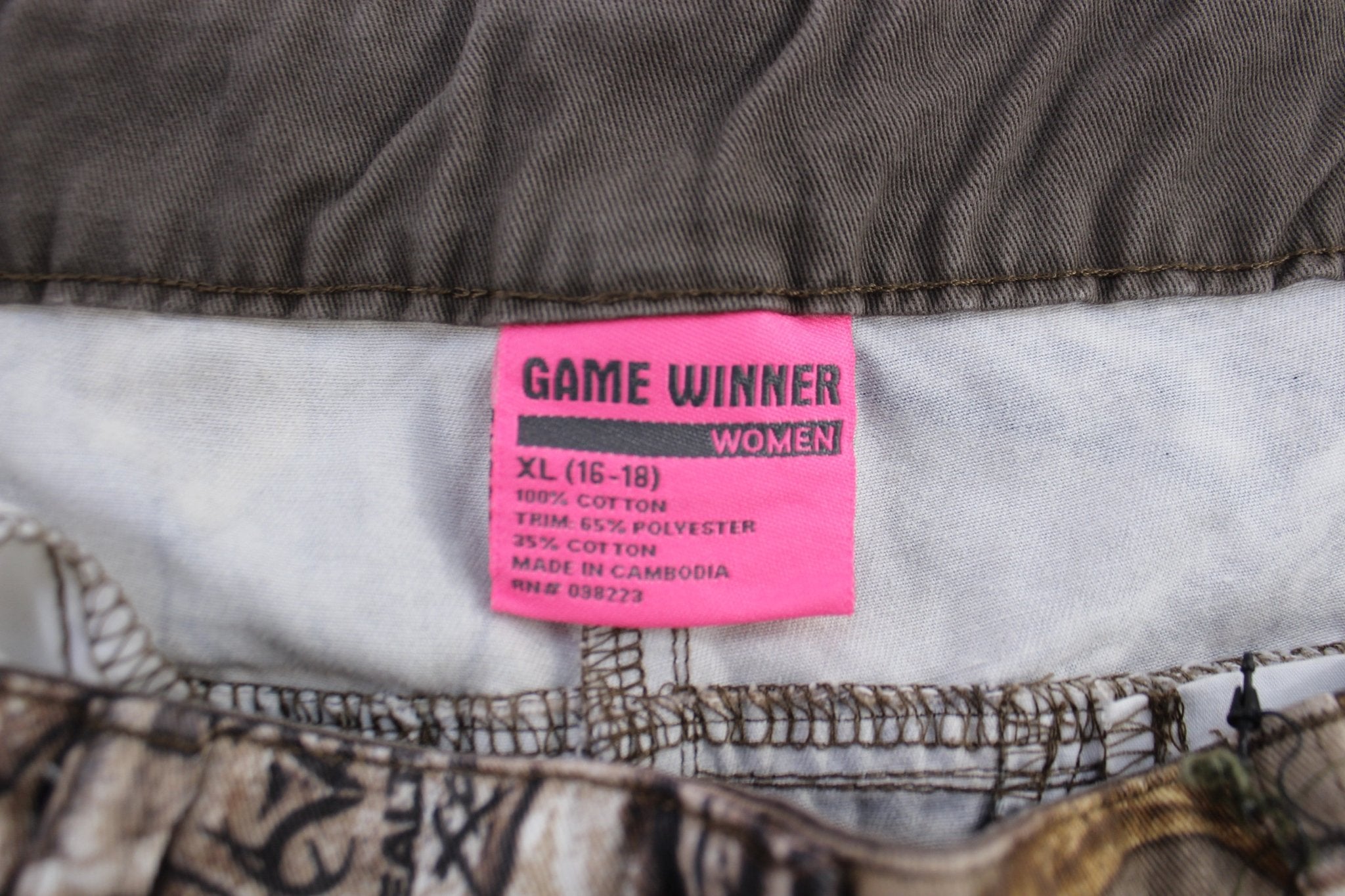 Women's Game Winner RealTree Camo Pants - ThriftedThreads.com