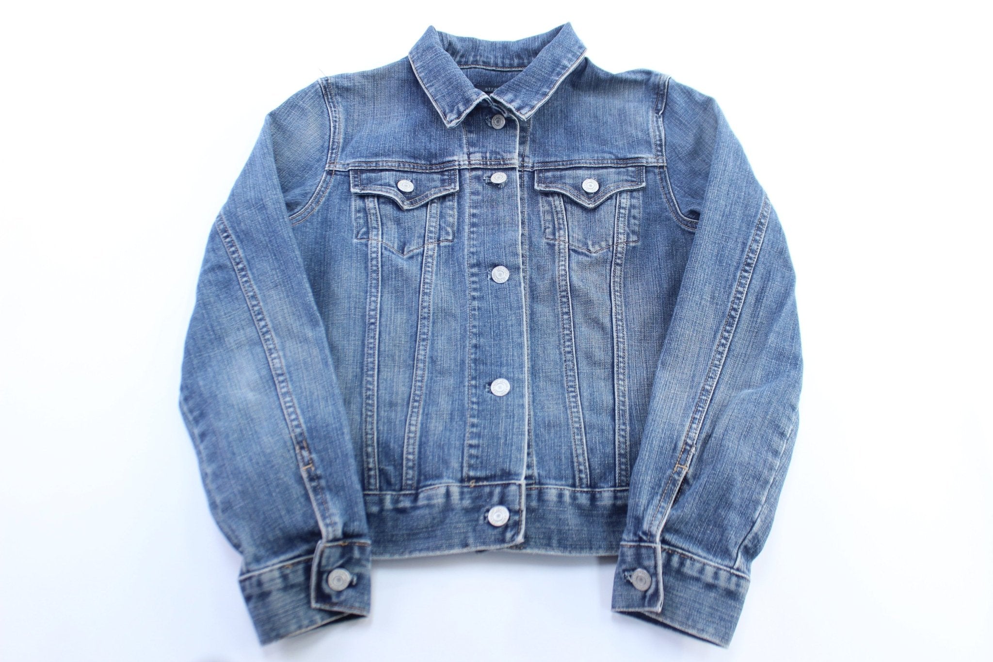 Women's Gap Denim Jacket - ThriftedThreads.com