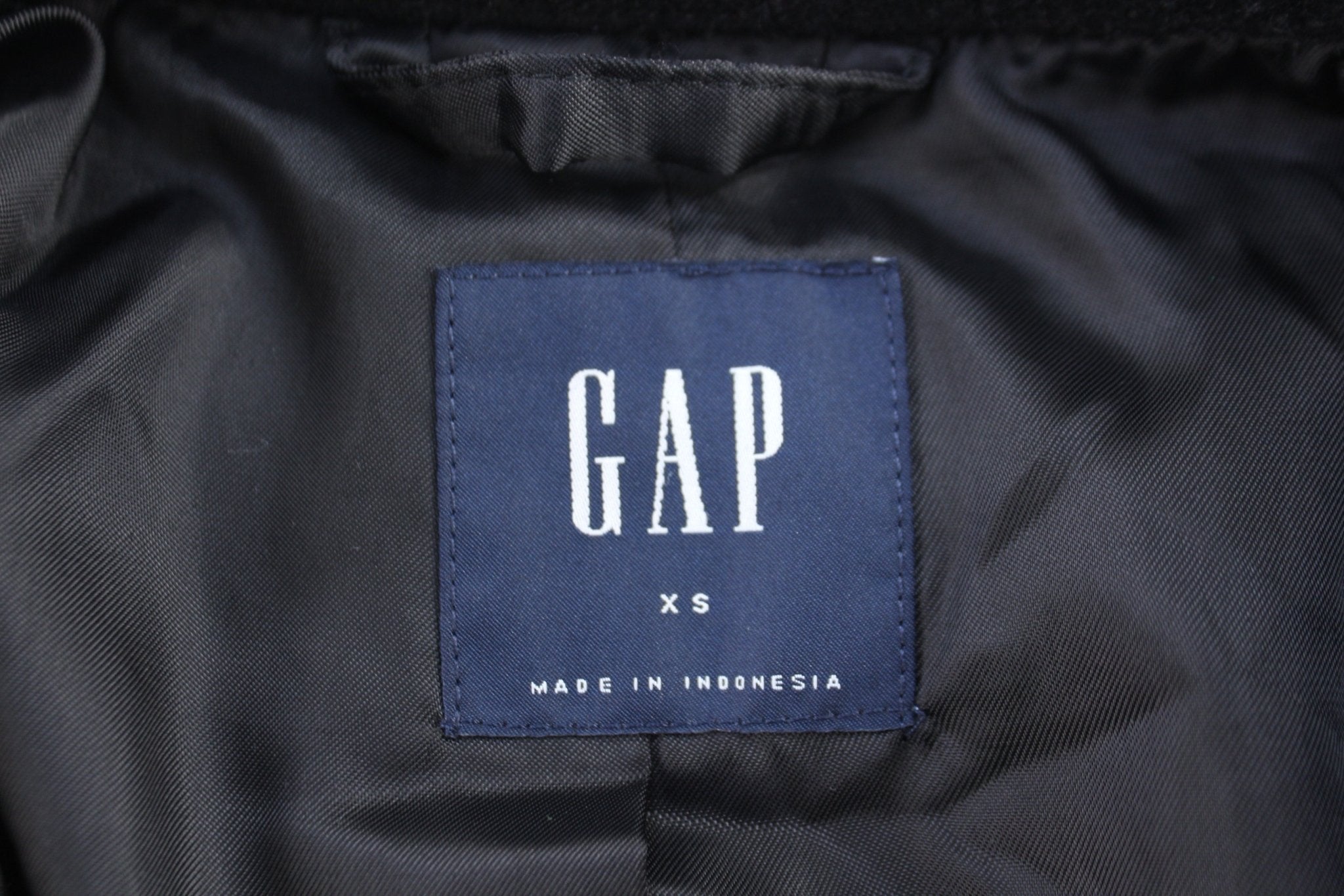 Women's GAP Full Zip Jacket - Jacket - Thrifted Threads