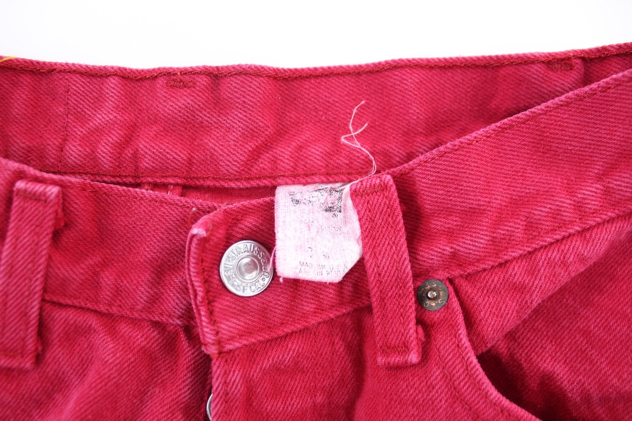 Women's Levi's Hot Pink Washed Denim Jeans - ThriftedThreads.com