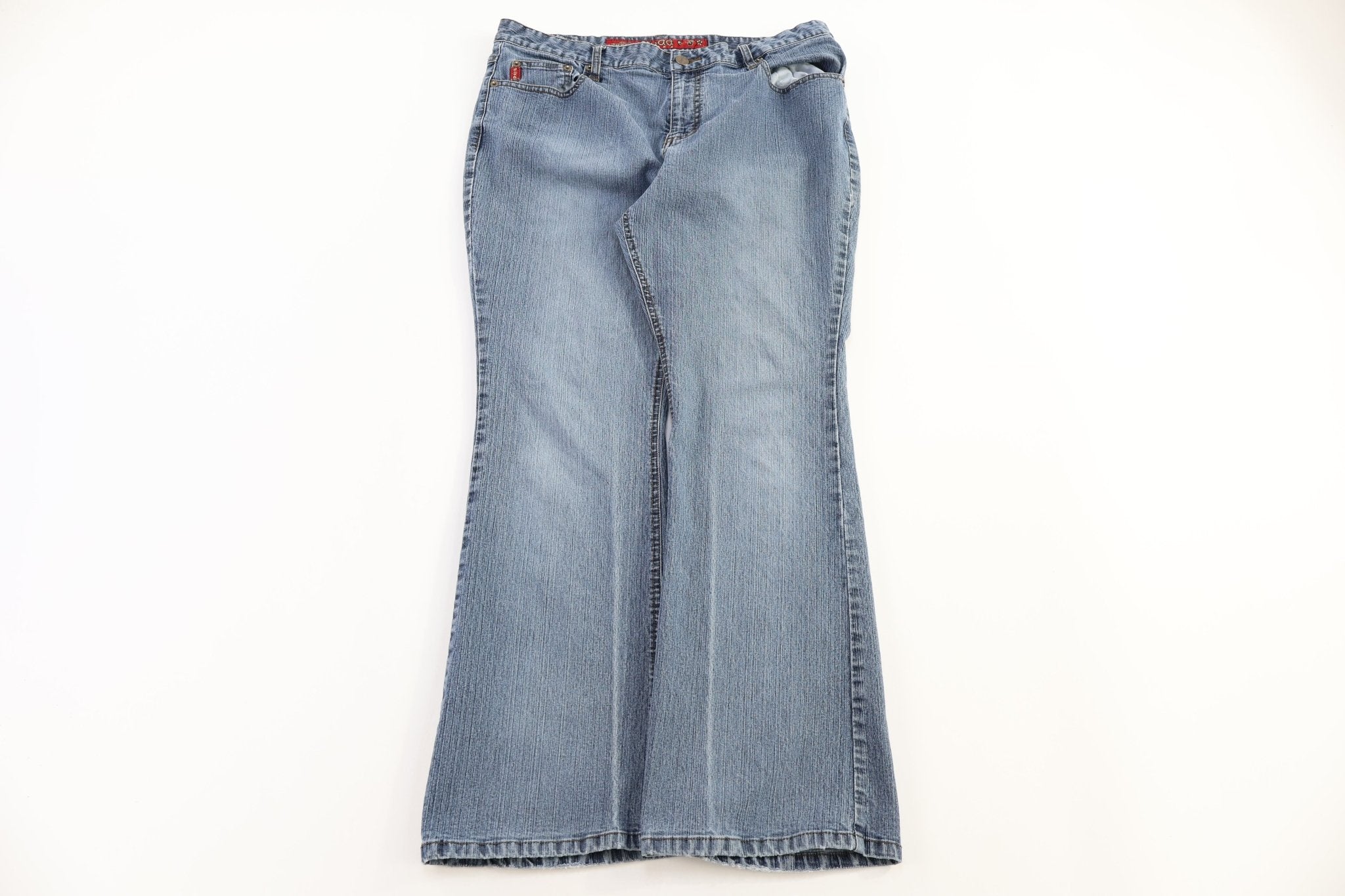 Women's Mudd Medium Wash Denim Jeans - Pants - Thrifted Threads