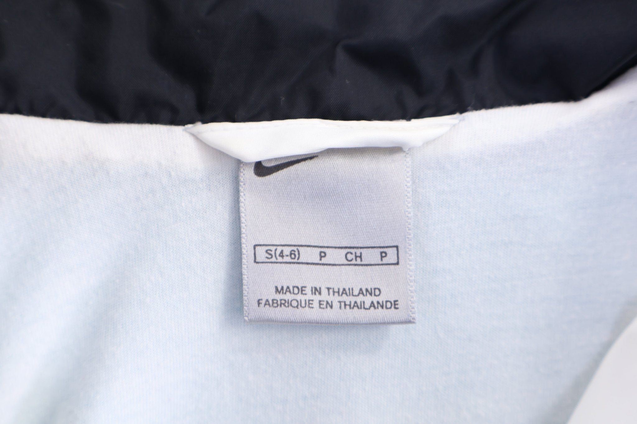 Women's Nike Embroidered Logo Full Zip Jacket - jacket - Thrifted Threads