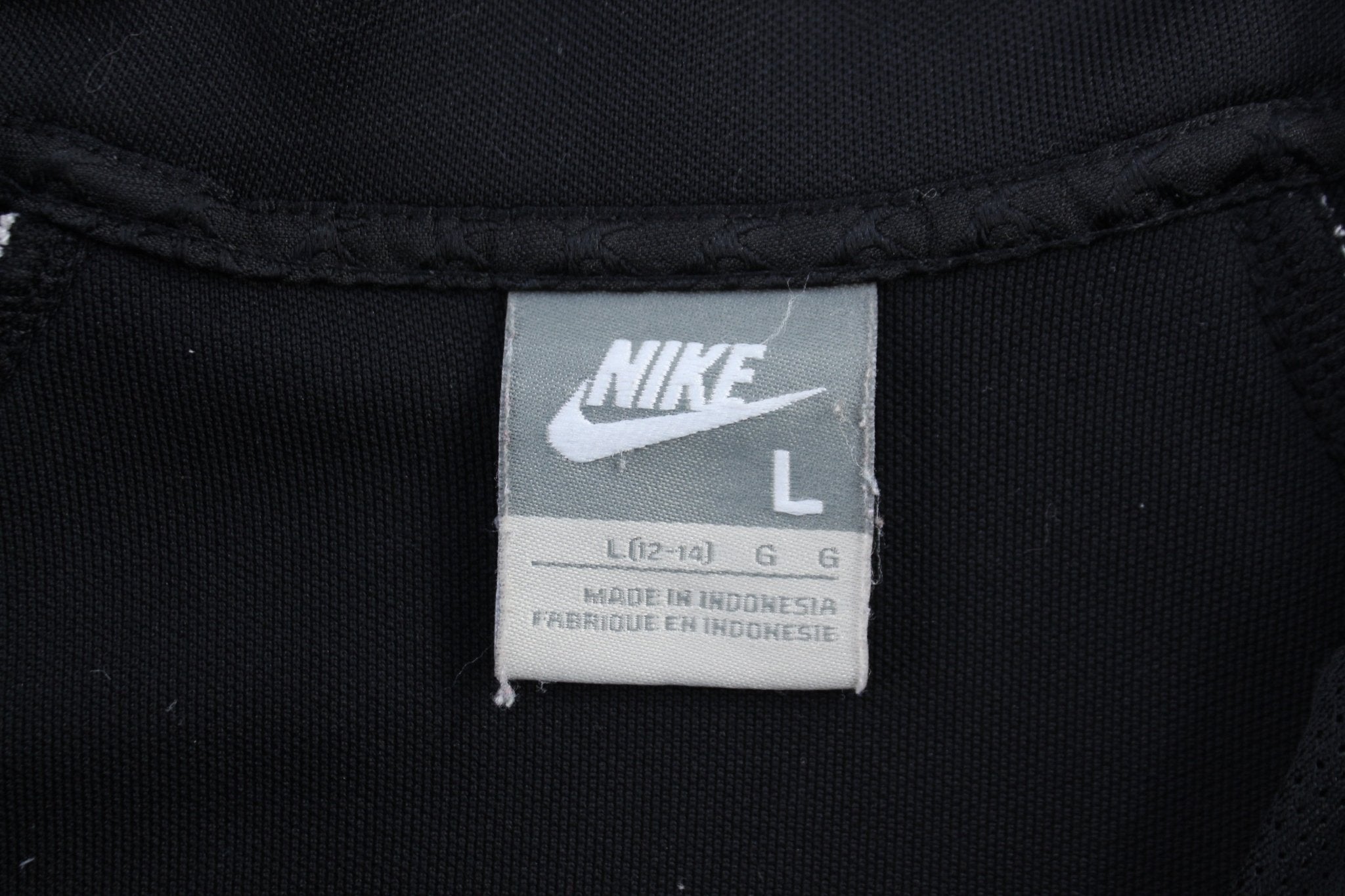 Women's Nike Embroidered Logo Full Zip Sweater - ThriftedThreads.com
