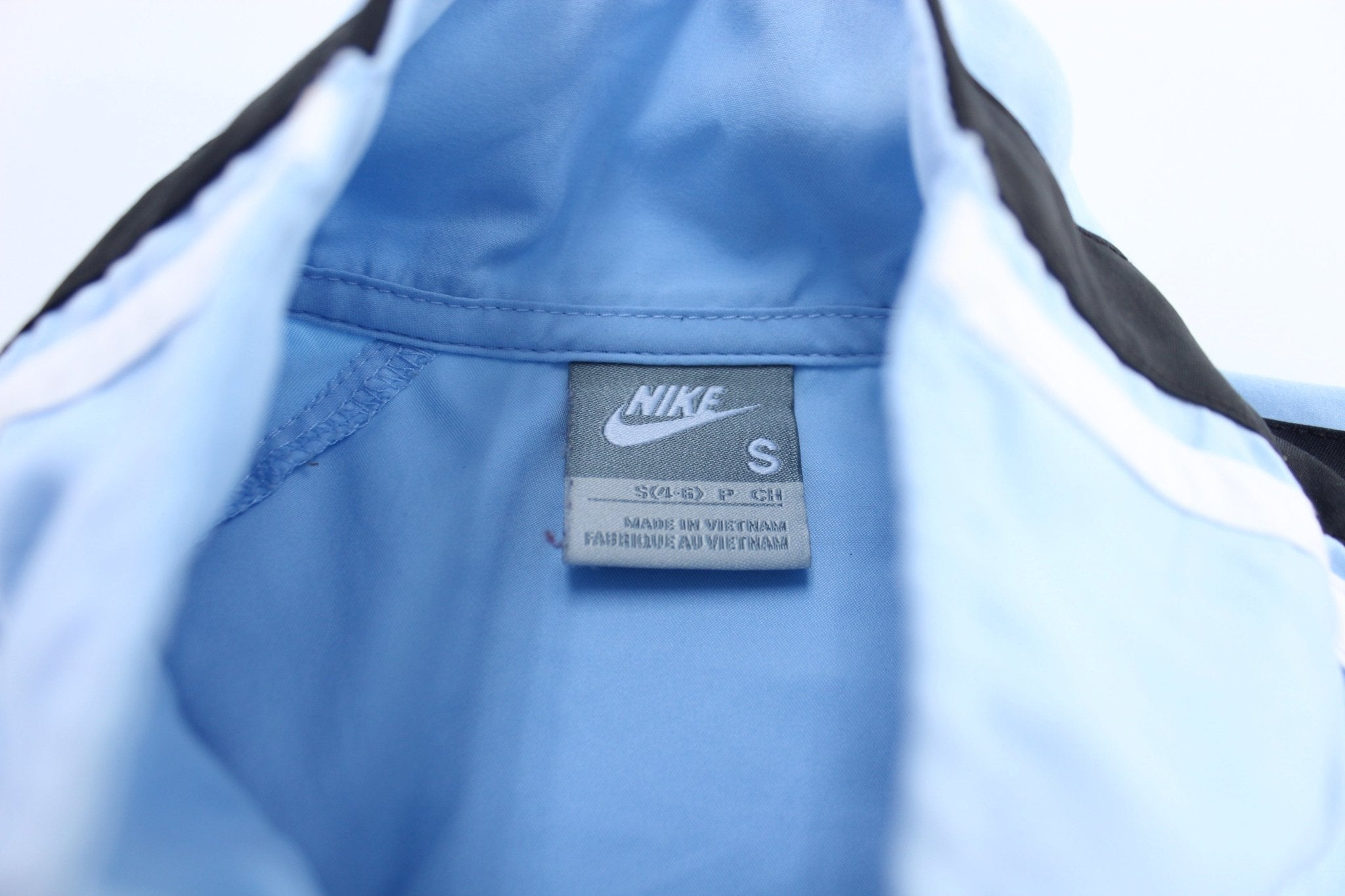 Women's Nike Embroidered Logo Light Blue Striped Zip Up Jacket - ThriftedThreads.com