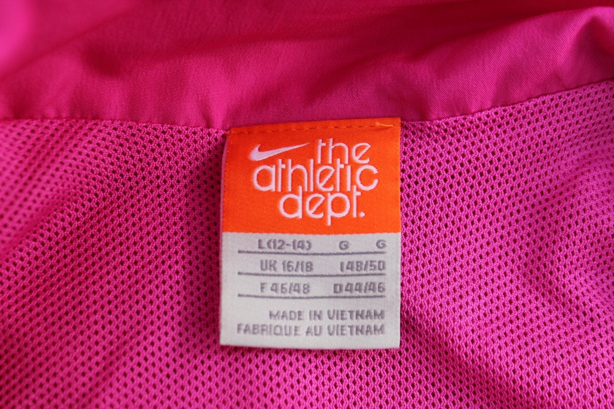 Women's Nike Embroidered Logo Pink Full Zip Windbreaker - Jacket - Thrifted Threads