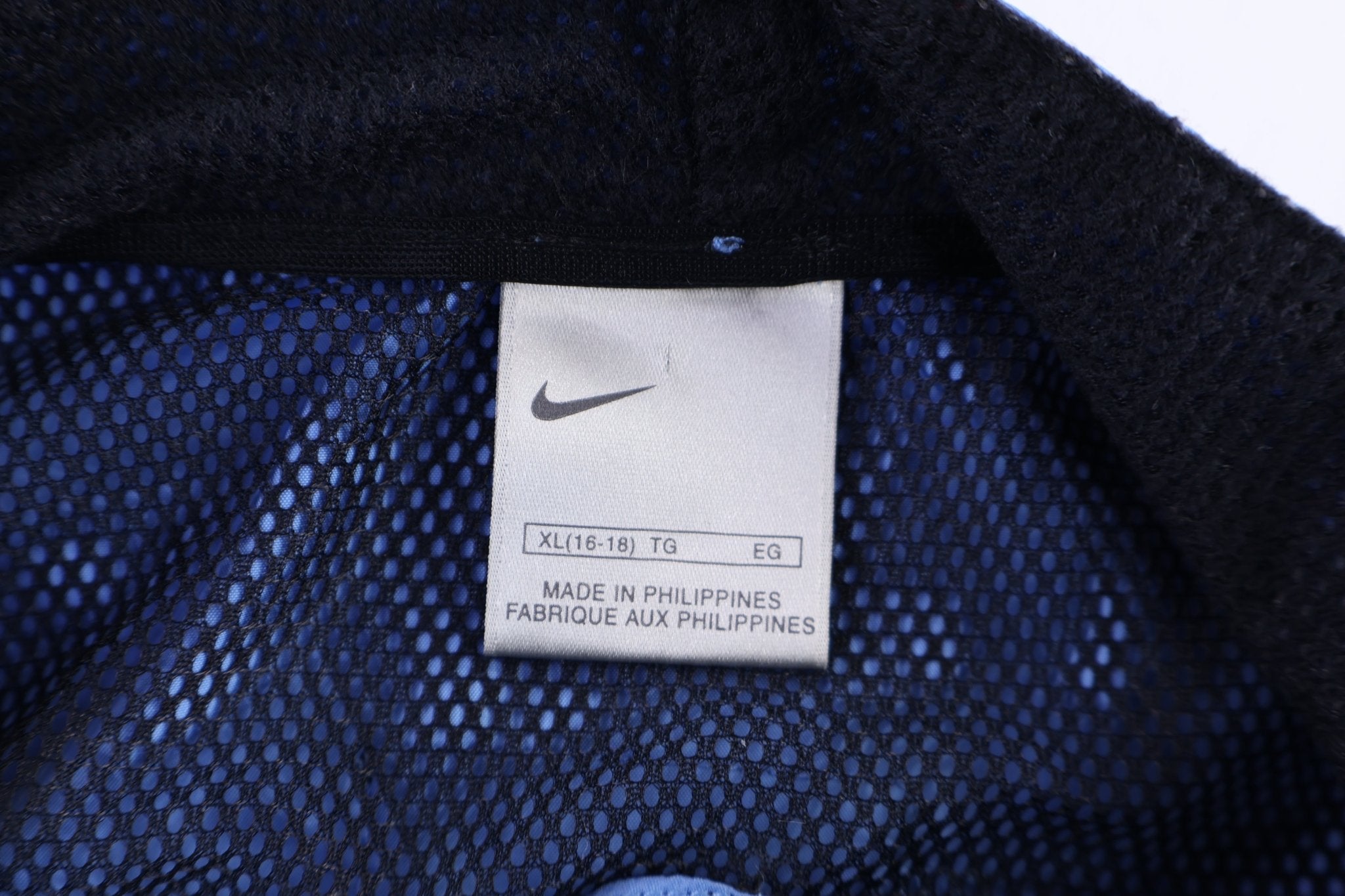 Women's Nike Embroidered Logo Quarter Zip Windbreaker - Jacket - Thrifted Threads