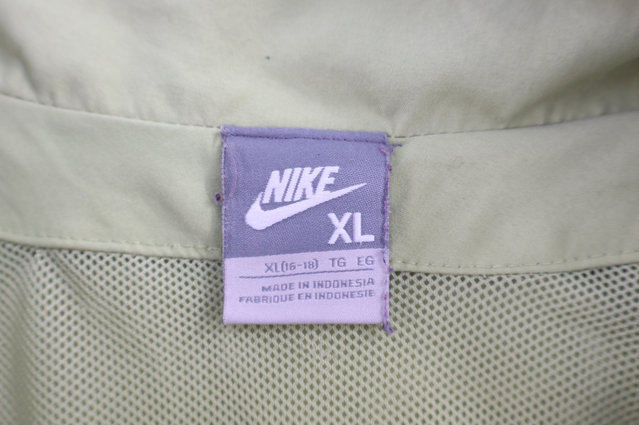 Women's Nike Green Full Zip Jacket - Jacket - Thrifted Threads