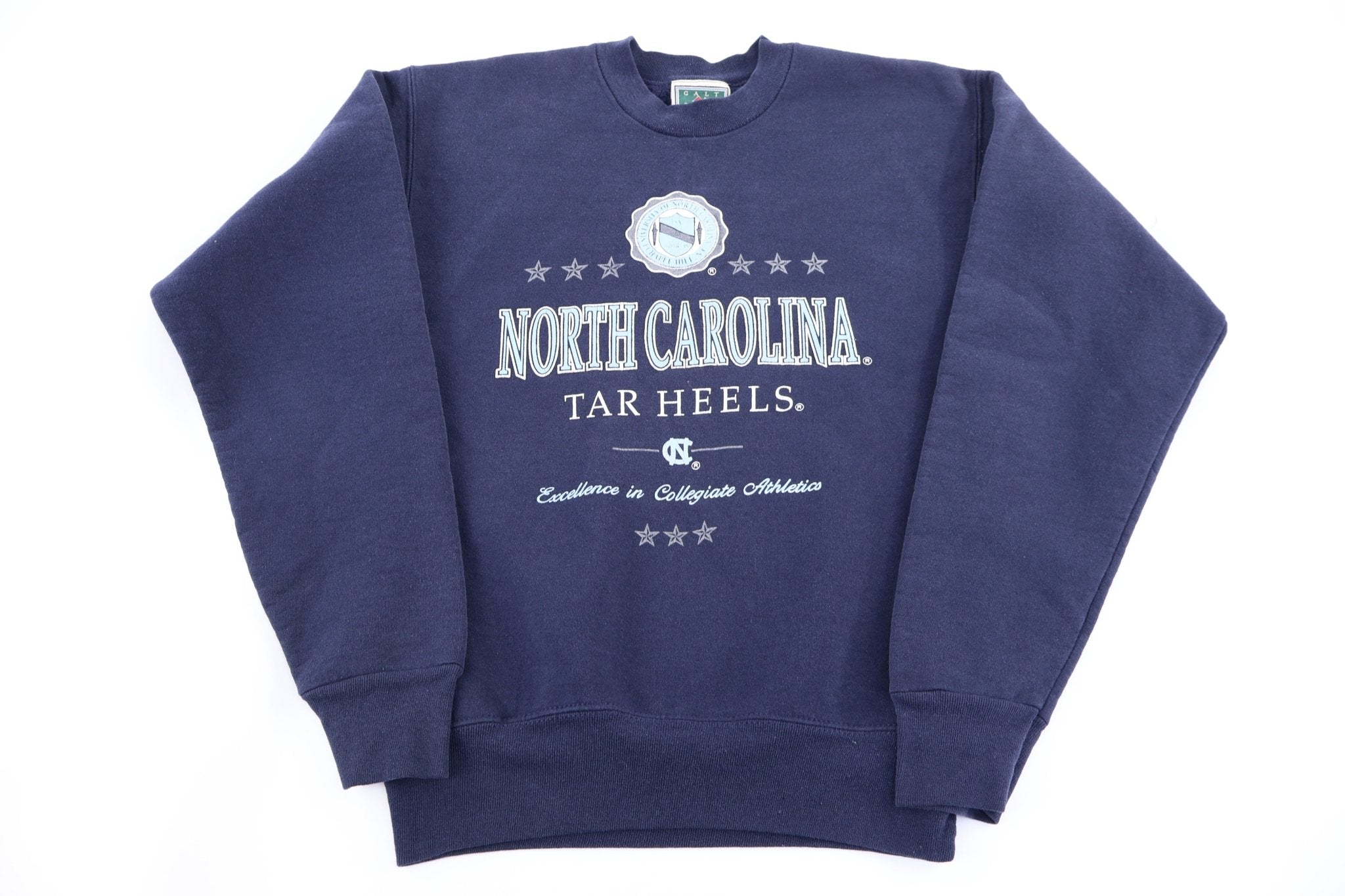 Women's North Carolina Tar Heels Sweatshirt - sweatshirt - Thrifted Threads