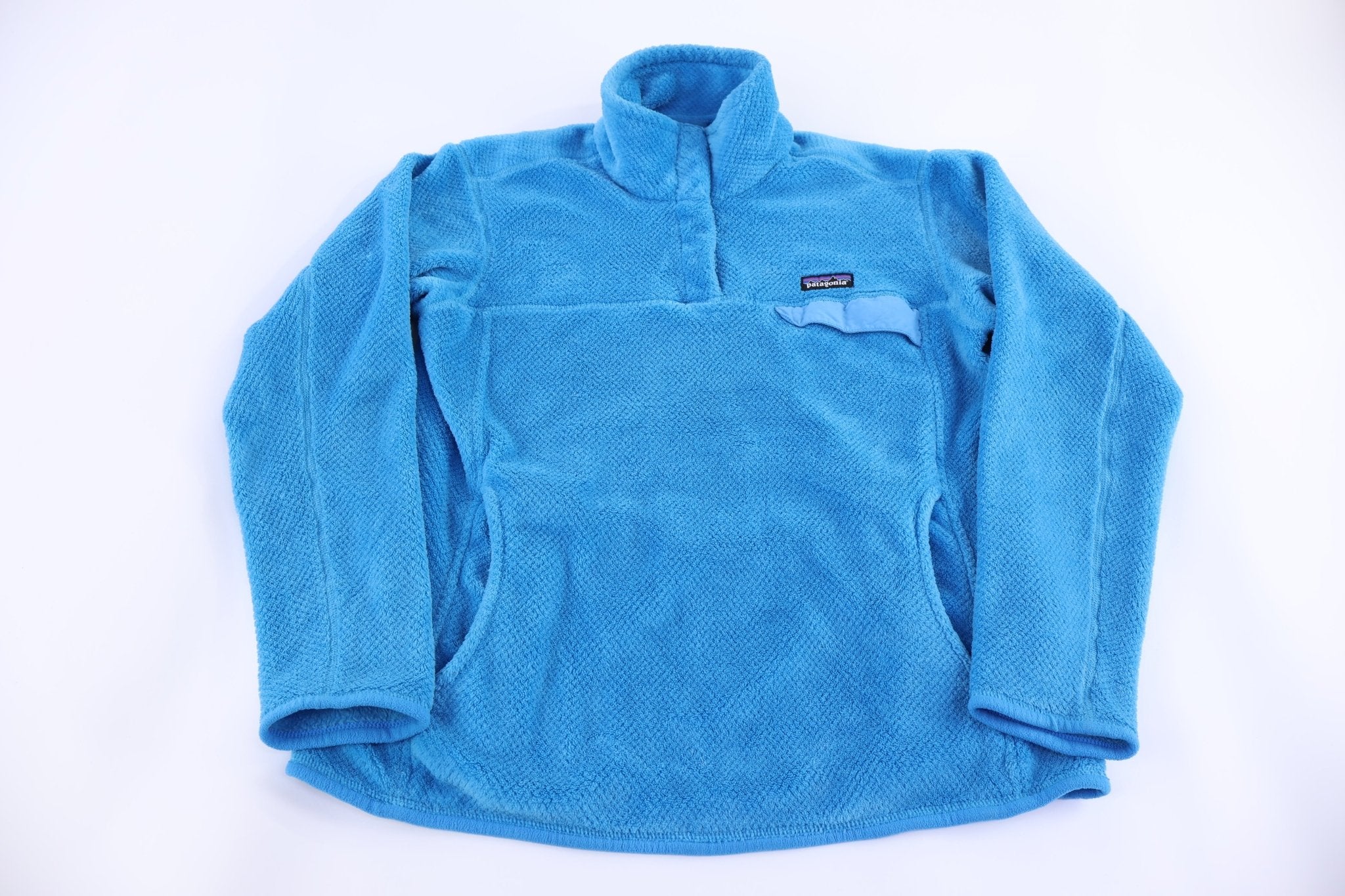 Women's Patagonia Logo Patch Blue Pullover - Sweater - Thrifted Threads