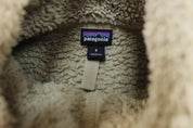 Women's Patagonia Logo Patch Cream Sherpa Pullover - ThriftedThreads.com