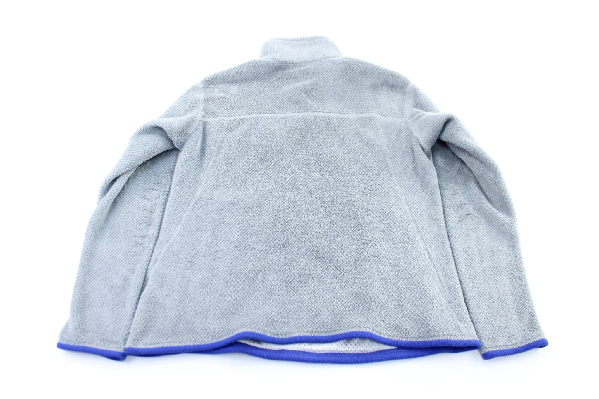Women's Patagonia Logo Patch Grey & Blue Pullover Jacket - ThriftedThreads.com