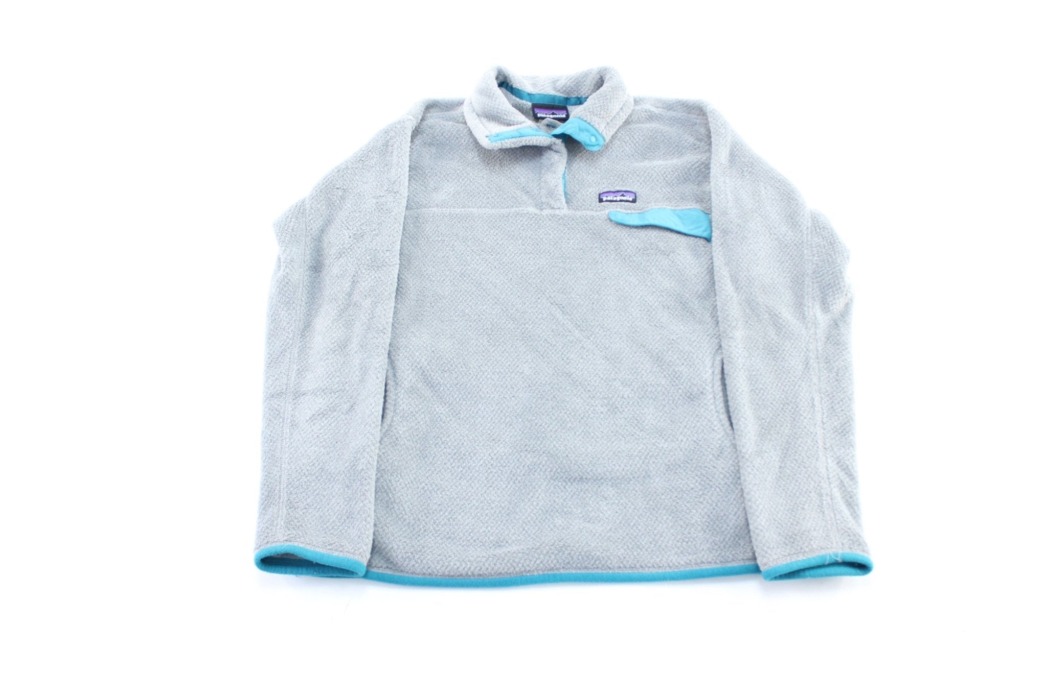 Women's Patagonia Logo Patch Grey & Turquoise Snap - T Pullover Jacket - ThriftedThreads.com