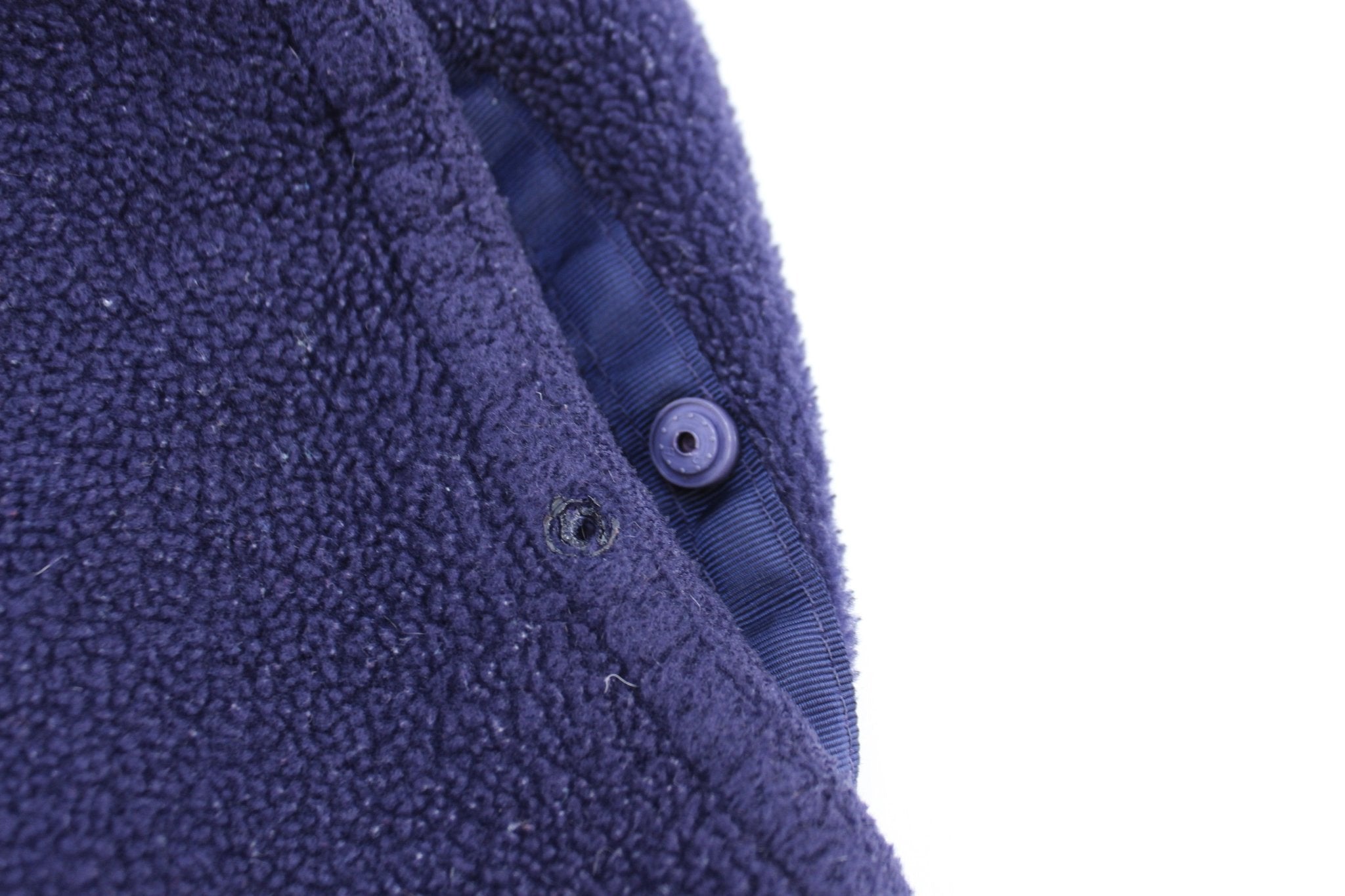 Women's Patagonia Logo Patch Purple Fleece Pants - ThriftedThreads.com