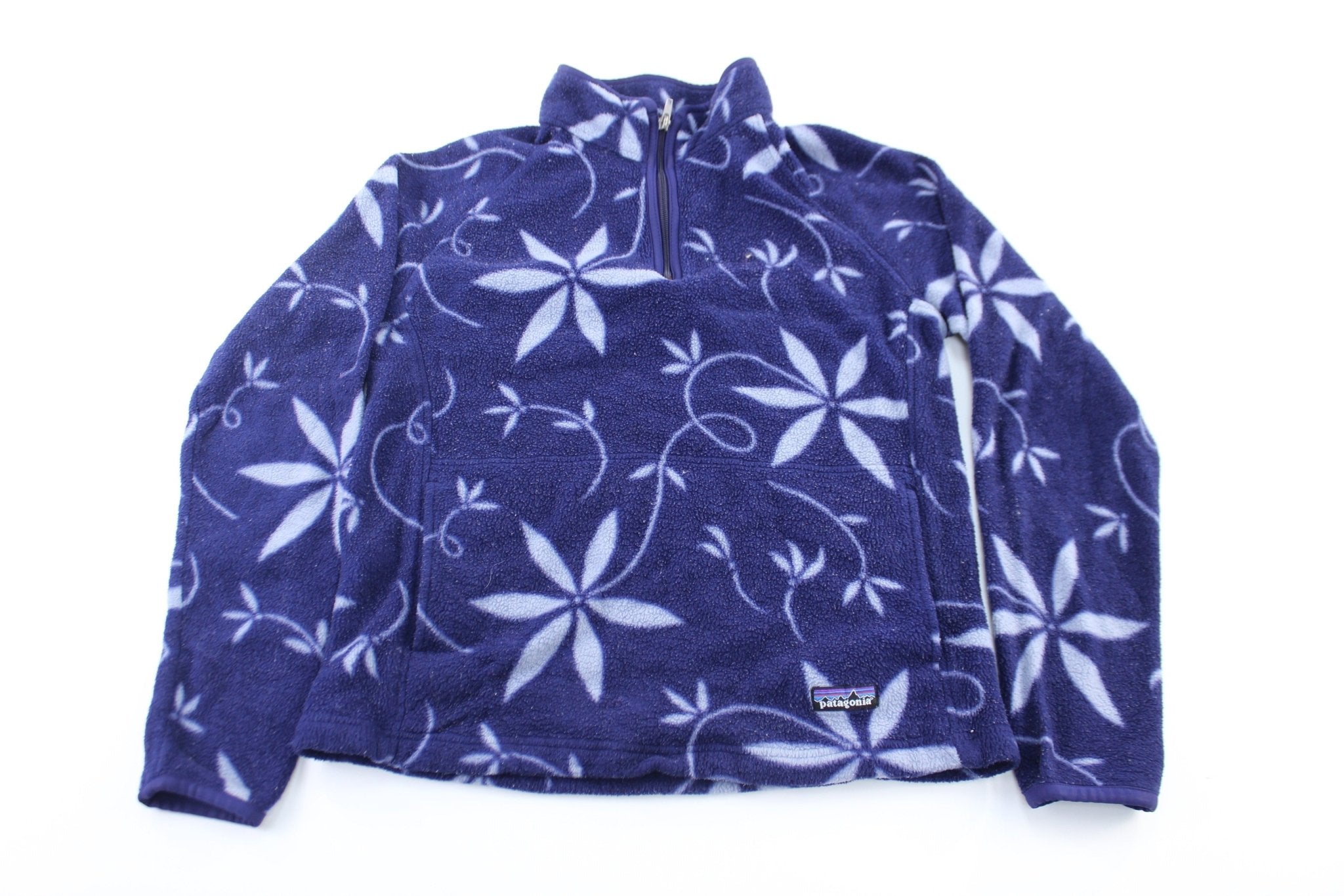 Women's Patagonia Logo Patch Purple Floral Pullover Jacket - ThriftedThreads.com