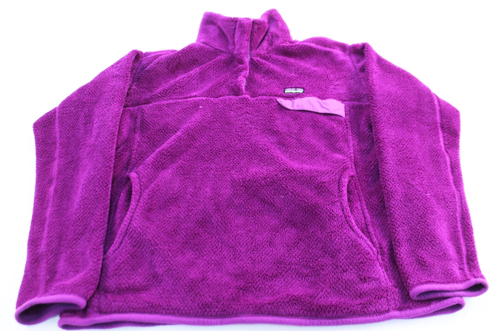 Women's Patagonia Logo Patch Purple Re - Tool Snap - T Pullover - ThriftedThreads.com
