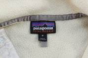Women's Patagonia Logo Patch White & Beige Snap - T Fleece Pullover - ThriftedThreads.com