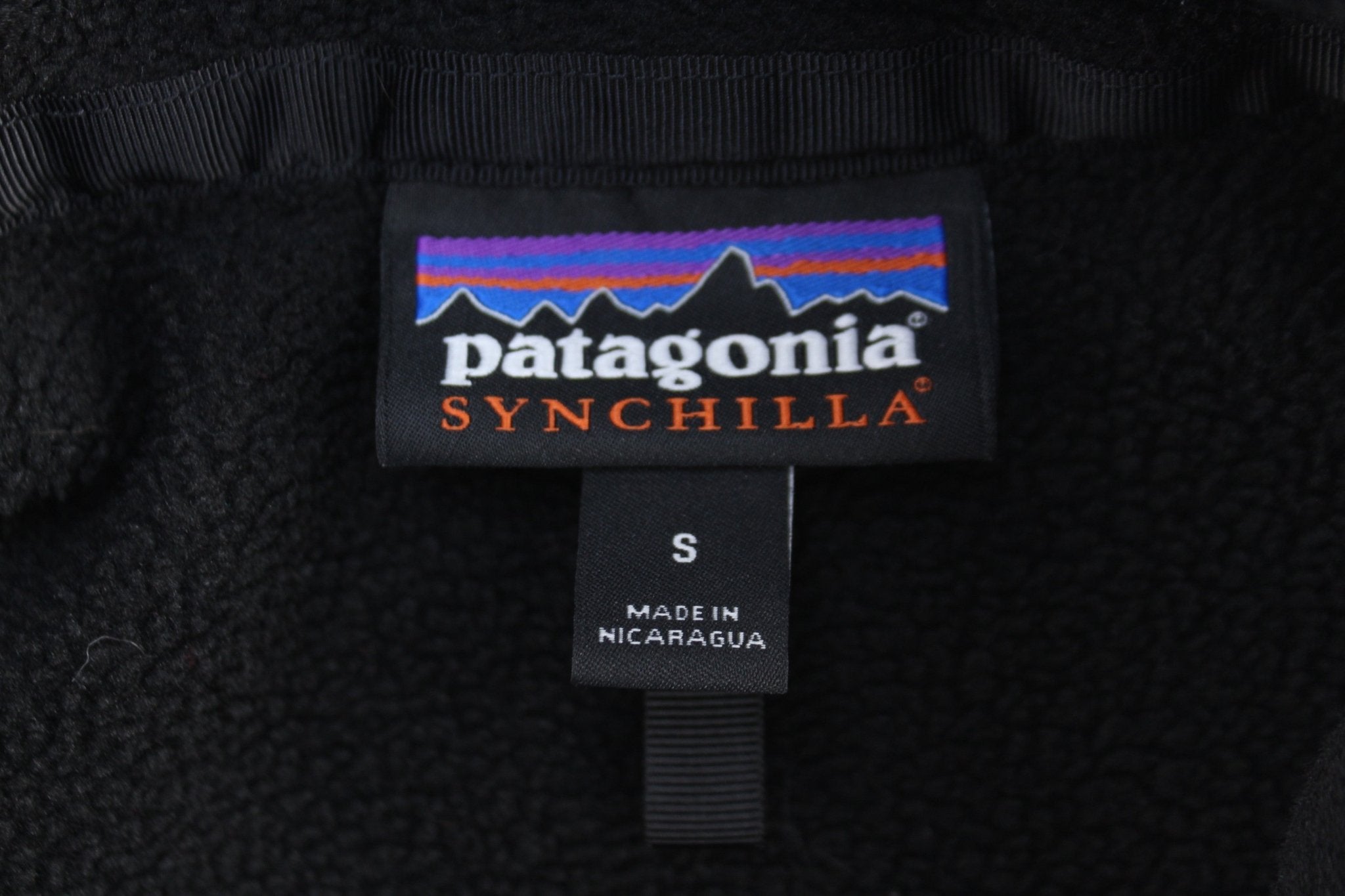 Women's Patagonia Synchilla Black Full Zip Sweater - Sweater - Thrifted Threads