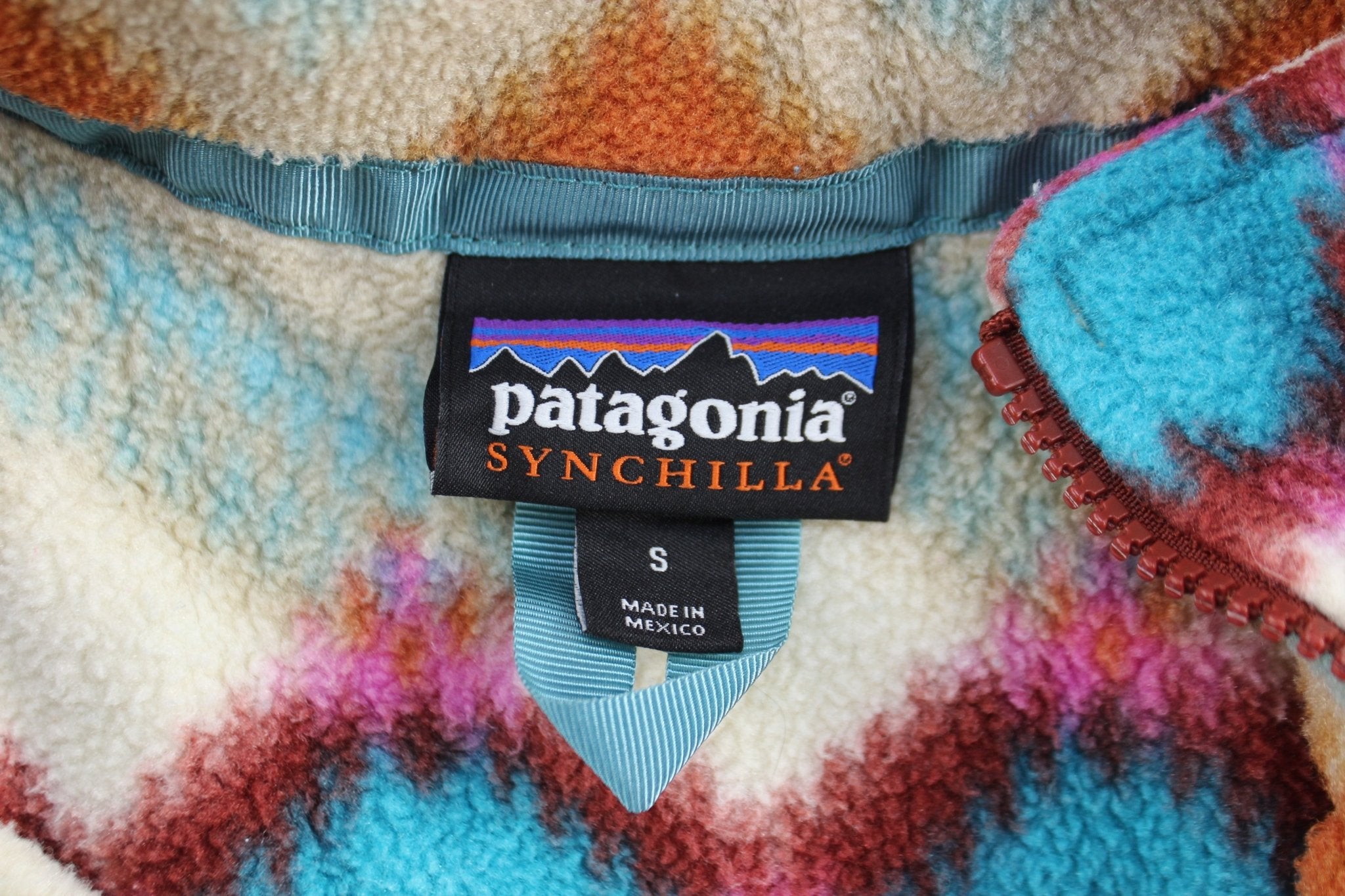 Women's Patagonia Synchilla Cinder Red Snap - T Vest - ThriftedThreads.com