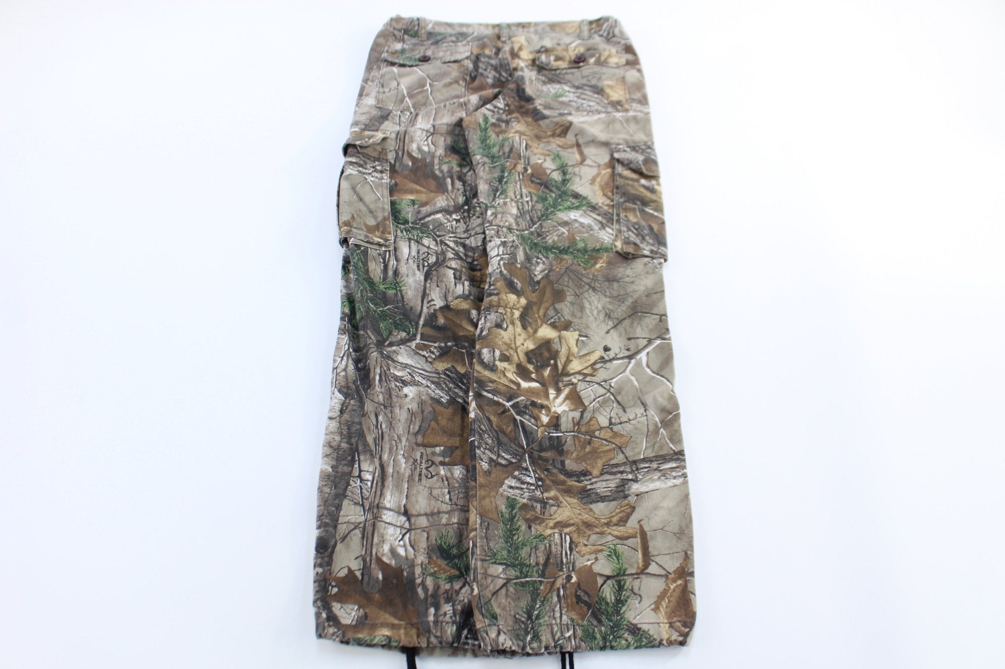 Women's Real Tree Camo Cargo Pants - Pants/Shorts - Thrifted Threads