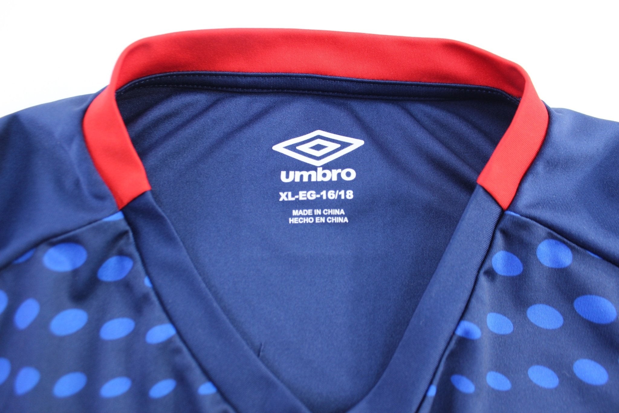Women's Umbro Logo Team USA Soccer Jersey - ThriftedThreads.com