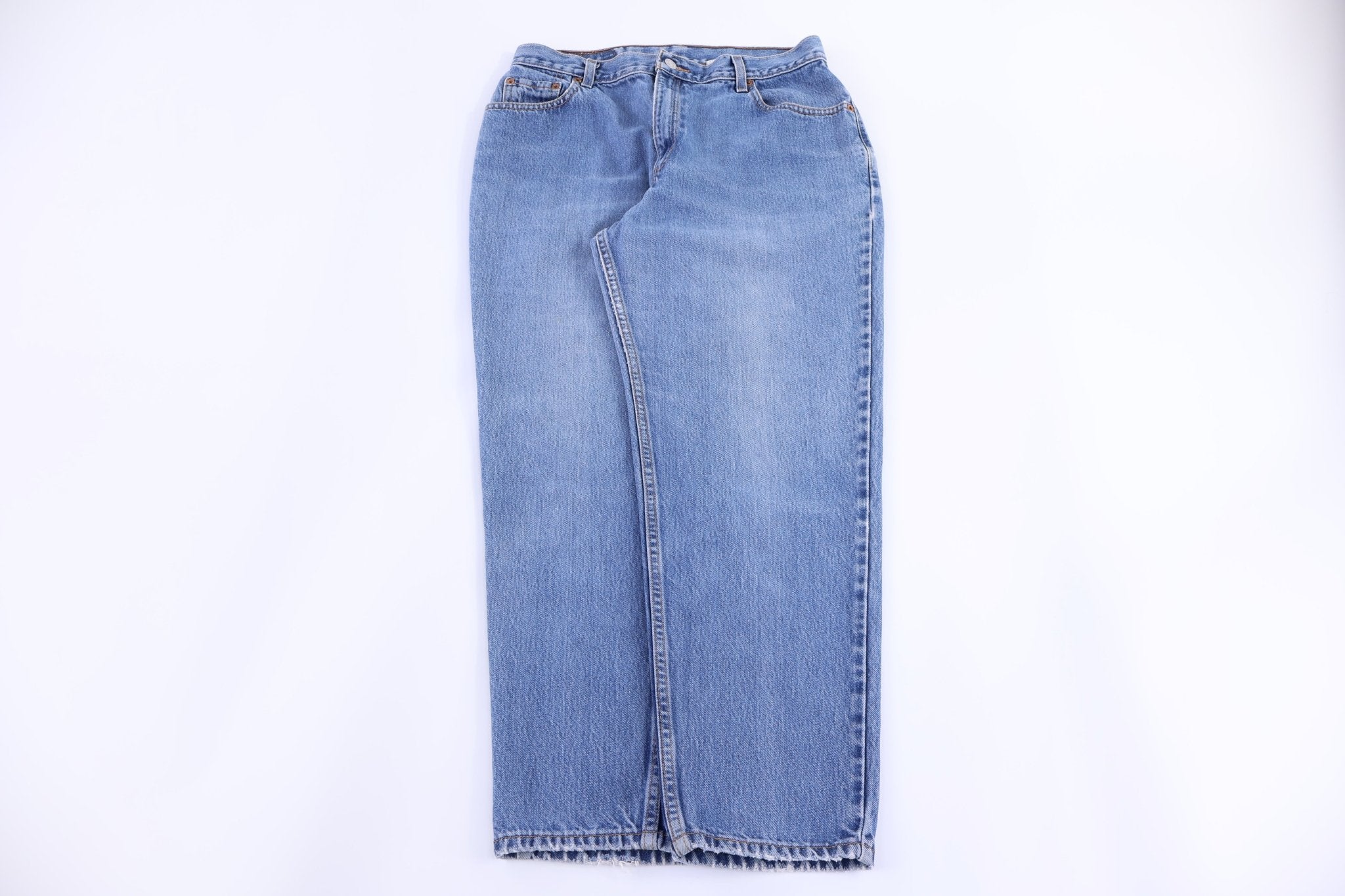 Women's Vintage Levi's 550 Medium Wash Denim Jeans - Pants - Thrifted Threads
