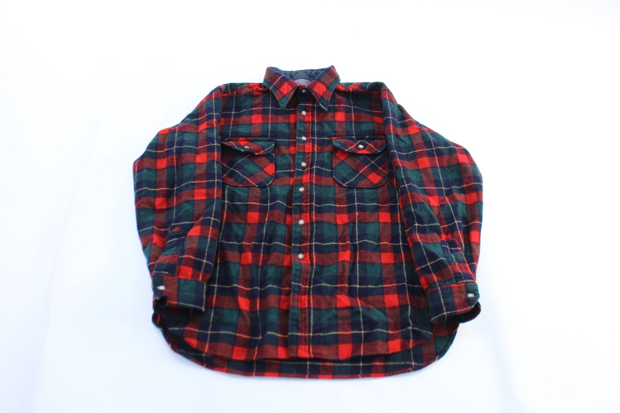 Women's Vintage Pendleton Woolen Mills Red & Green LS Button Down Shirt - ThriftedThreads.com