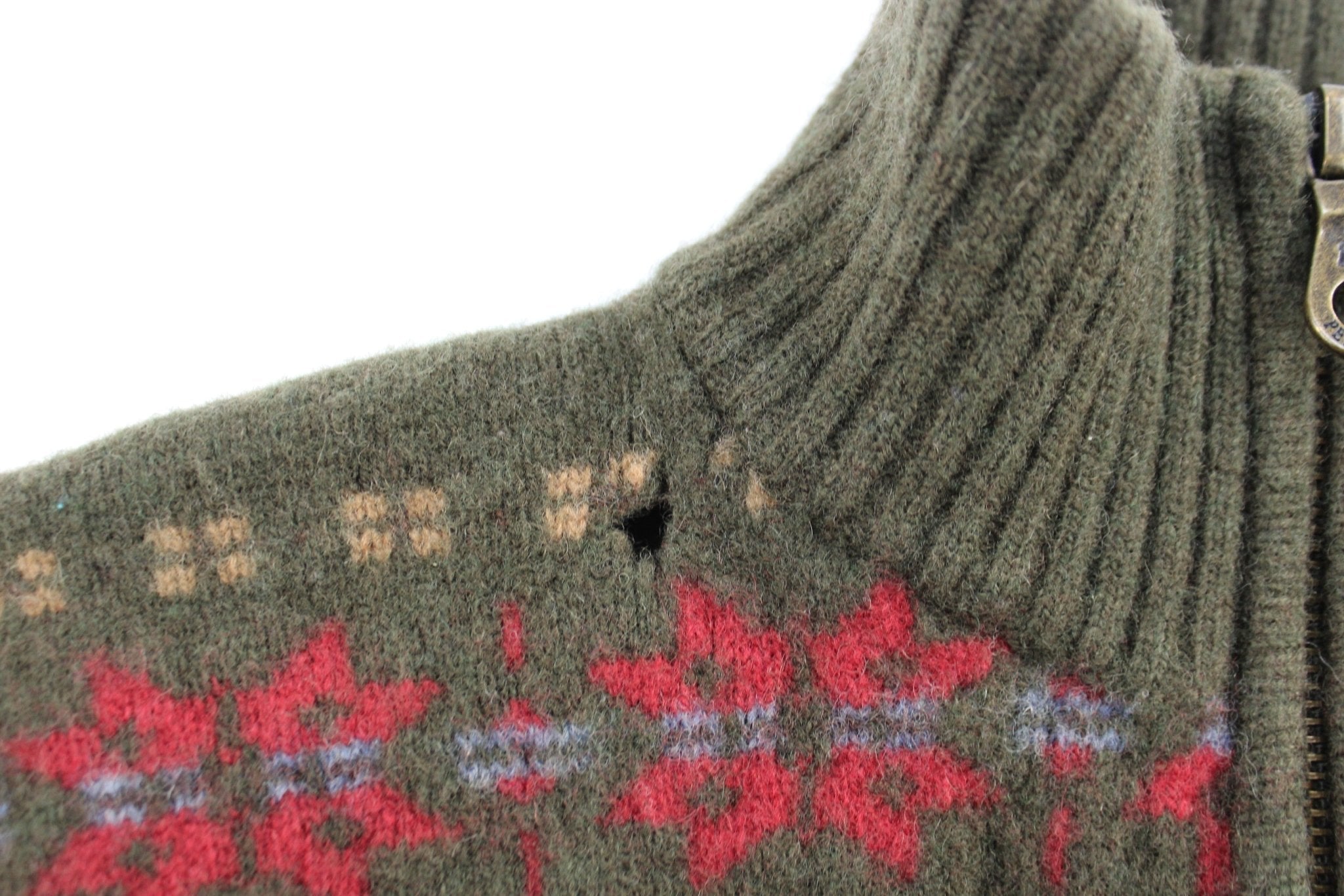 Women's Vintage Pendleton Woolens Mills Lambs Wool Patterned Sweater - Sweater - Thrifted Threads