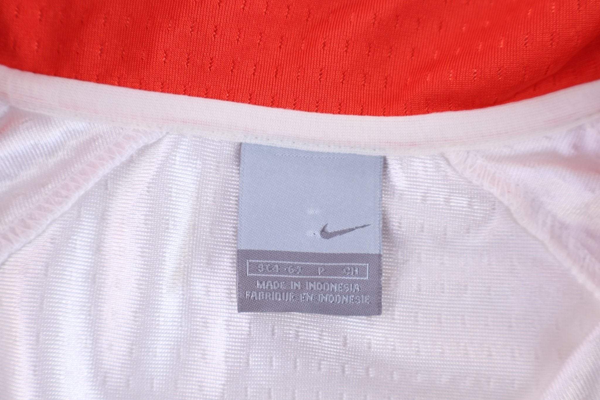 Women's Y2K Nike Embroidered Logo Red & White Zip Up Jacket - Jacket - Thrifted Threads