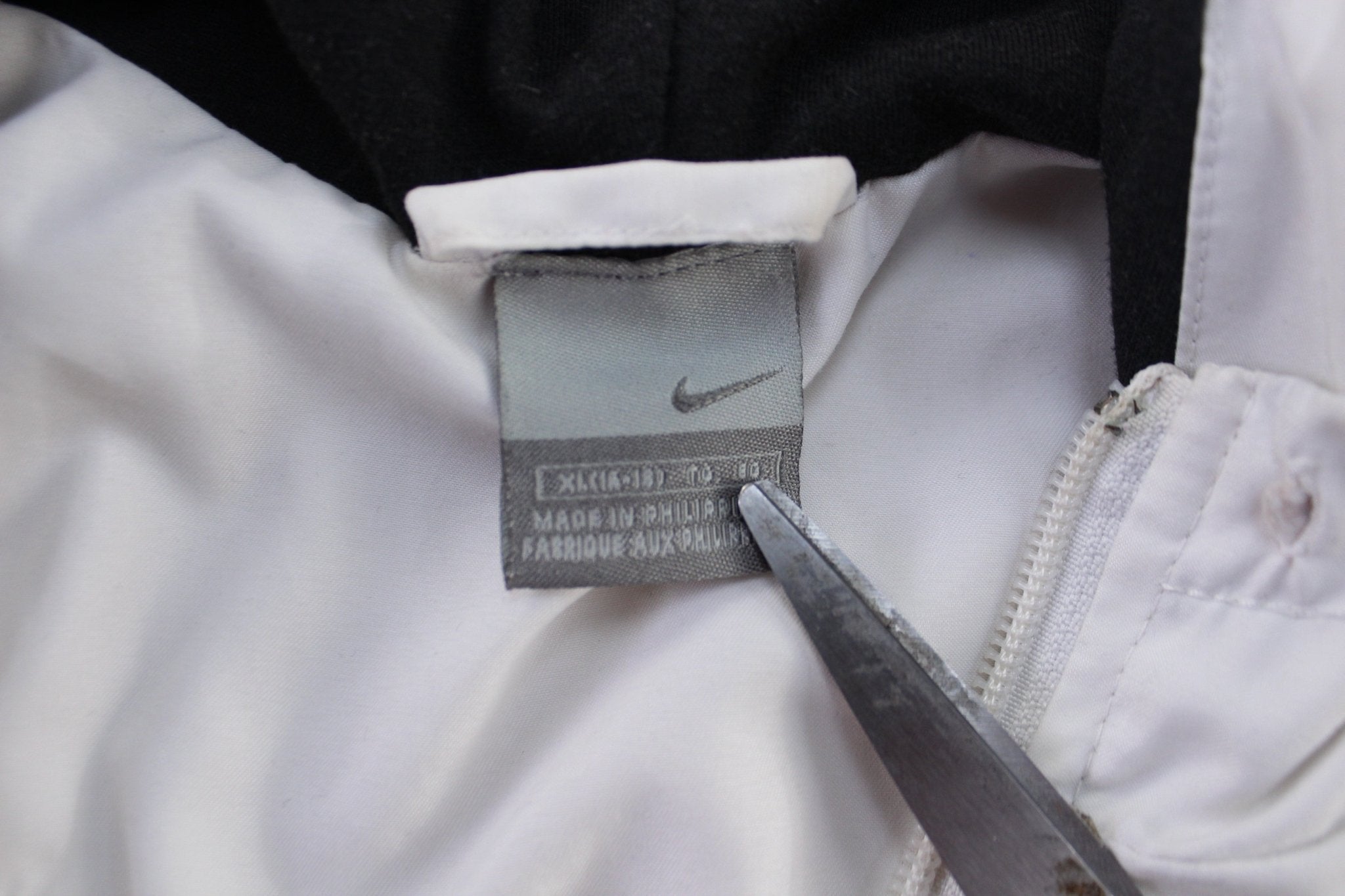 Women's Y2K Nike Embroidered Logo White & Black Zip Up Jacket - Jacket - Thrifted Threads
