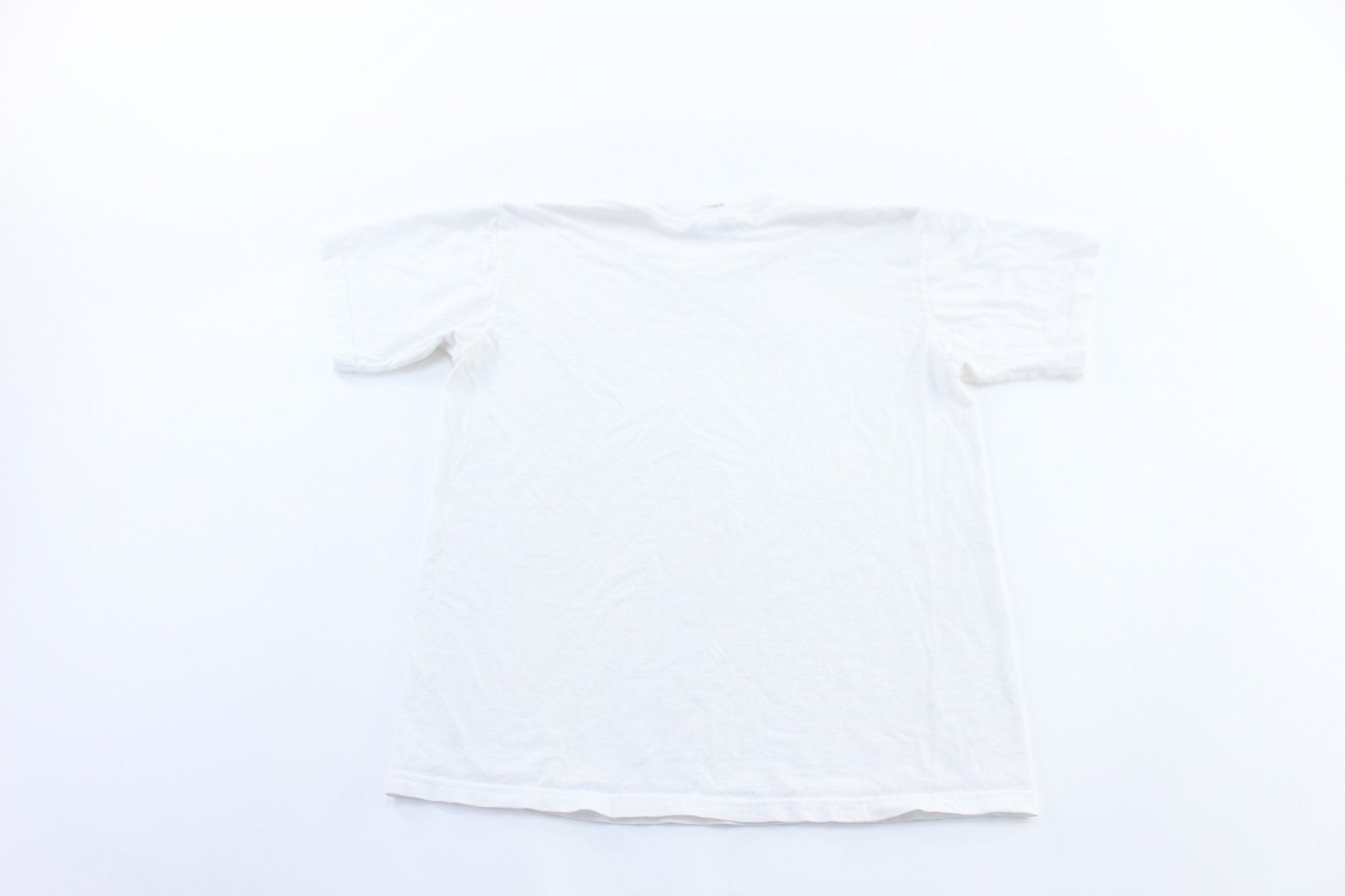 Women's Y2K Nike Logo White T - Shirt - ThriftedThreads.com