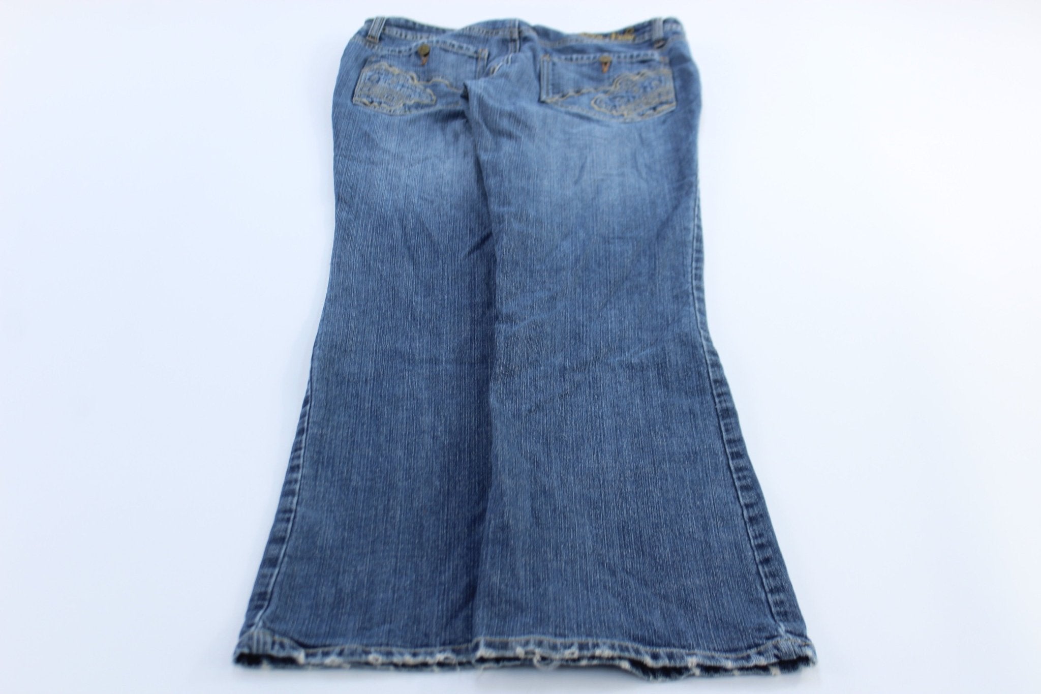 Women's Y2K RocaWear Denim Flare Jeans - ThriftedThreads.com