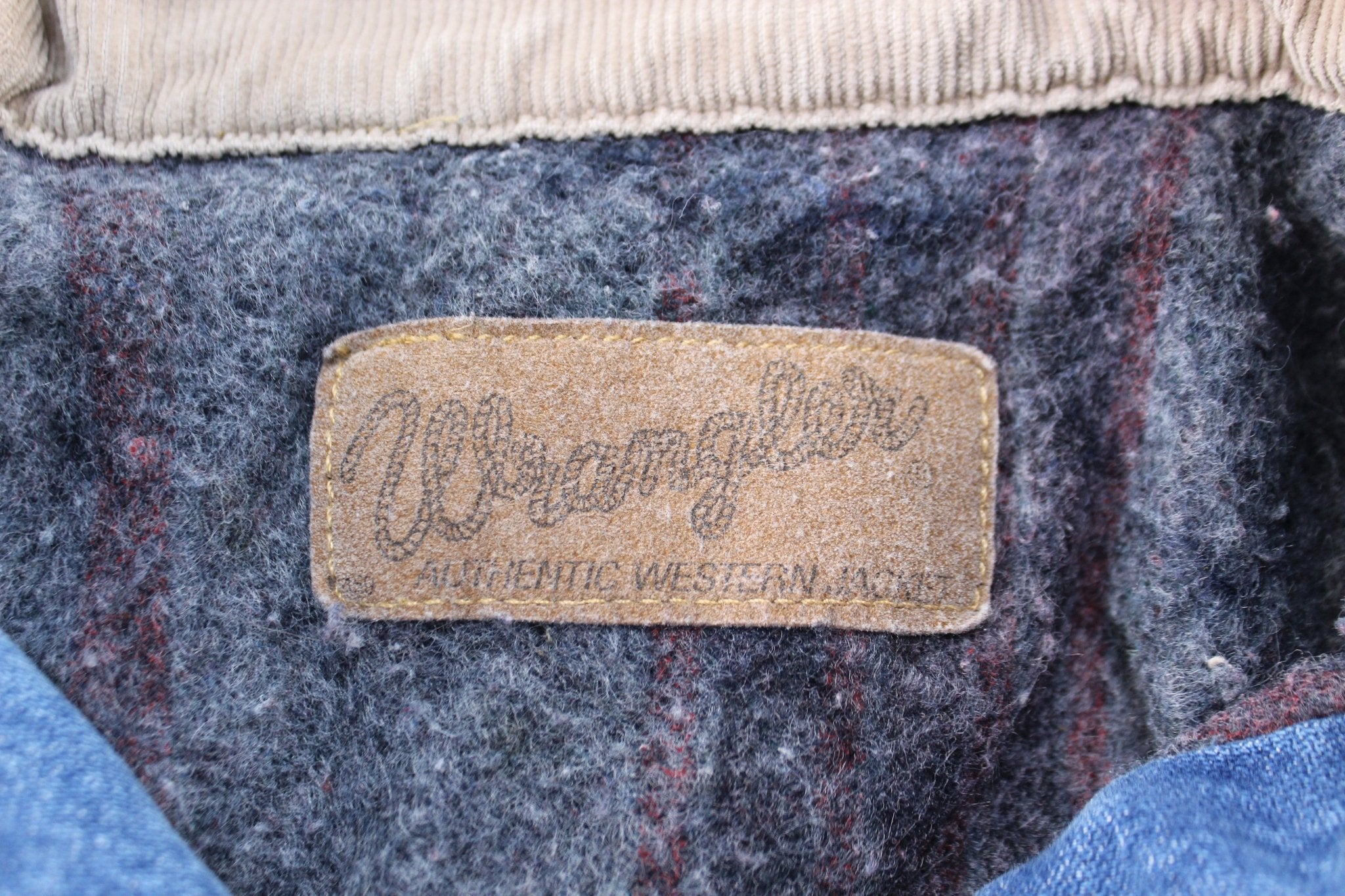 Wrangler Blanket Lined Denim Trucker Jacket - ThriftedThreads.com