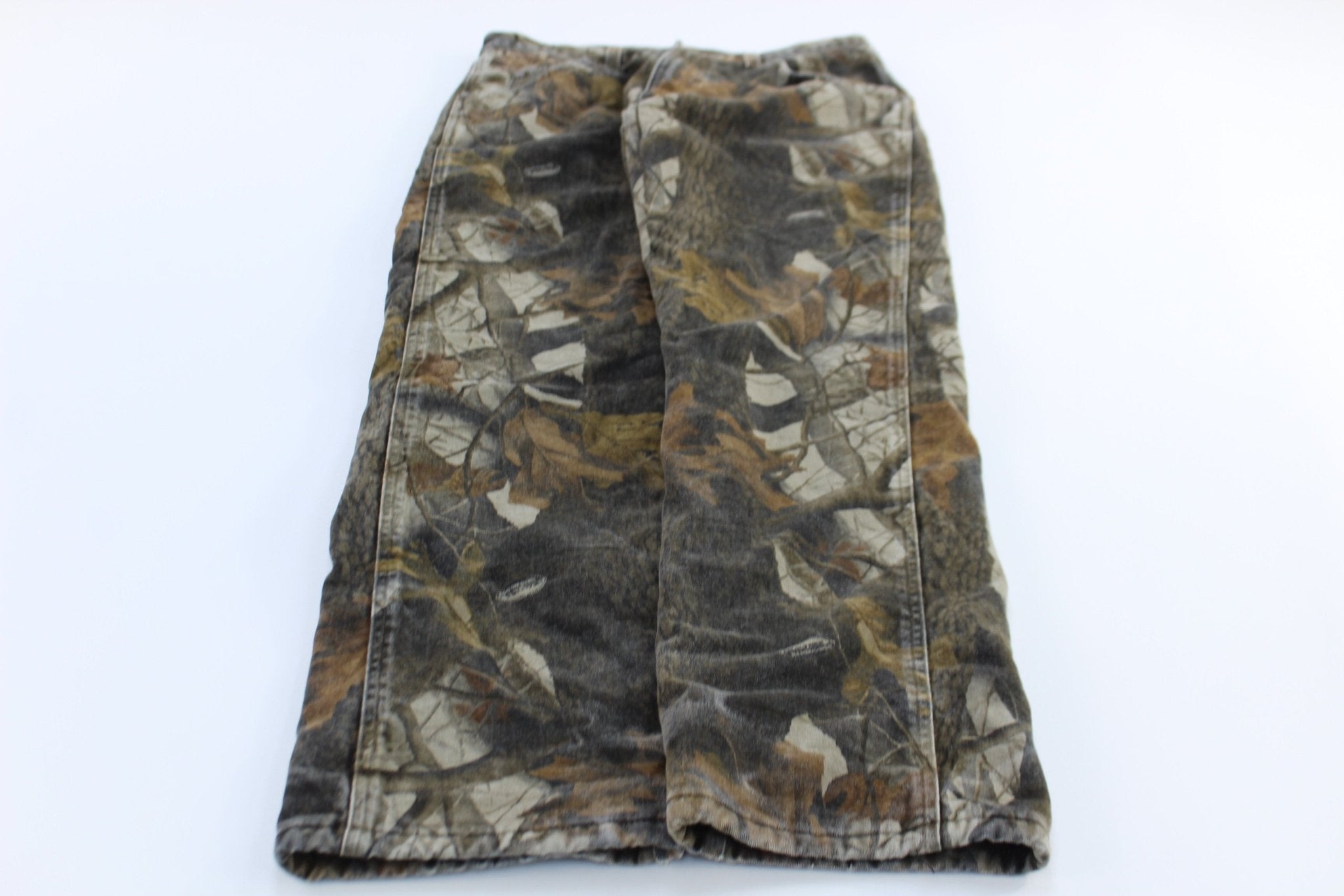 Wrangler Pro Gear Realtree Hardwood Lined Camo Pants - ThriftedThreads.com