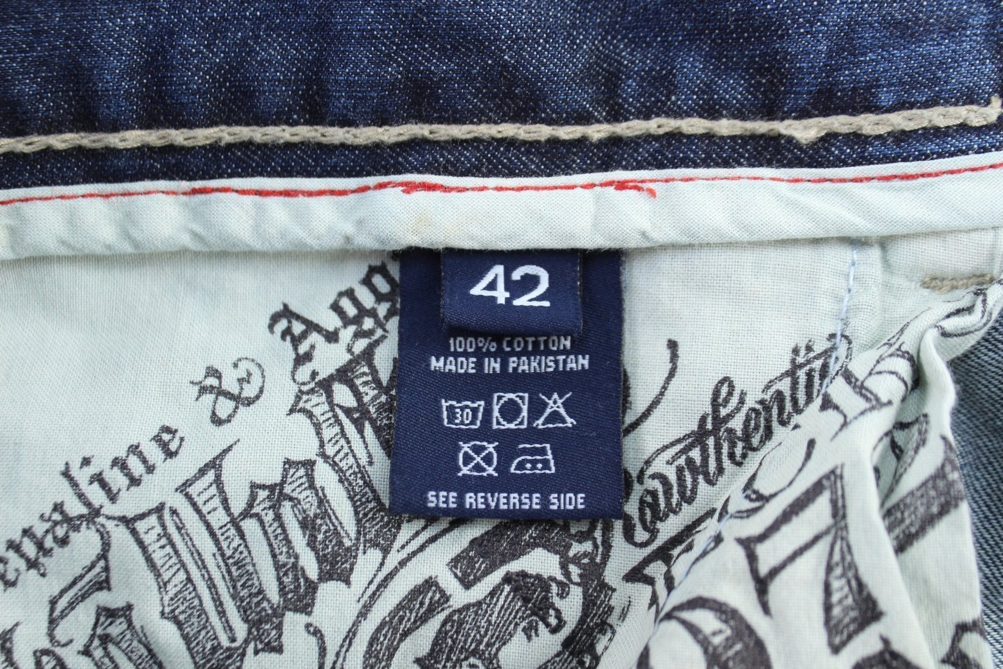 Y2K Ecko Unltd Dark Wash Denim Shorts - Pants/Shorts - Thrifted Threads