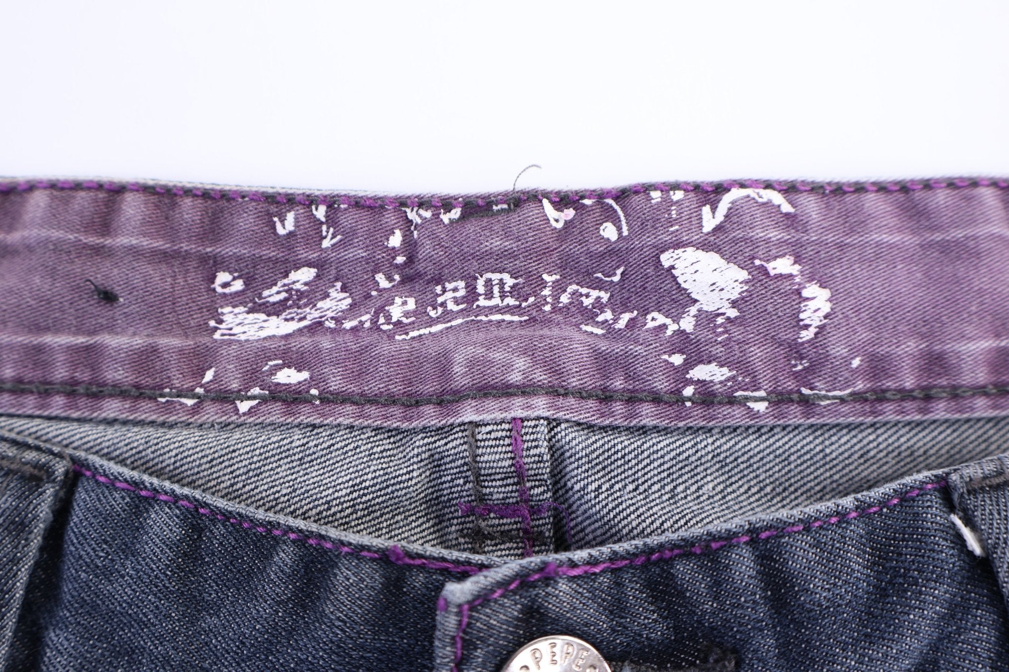 Y2K Embroidered Dark Wash Denim shorts - Pants/Shorts - Thrifted Threads