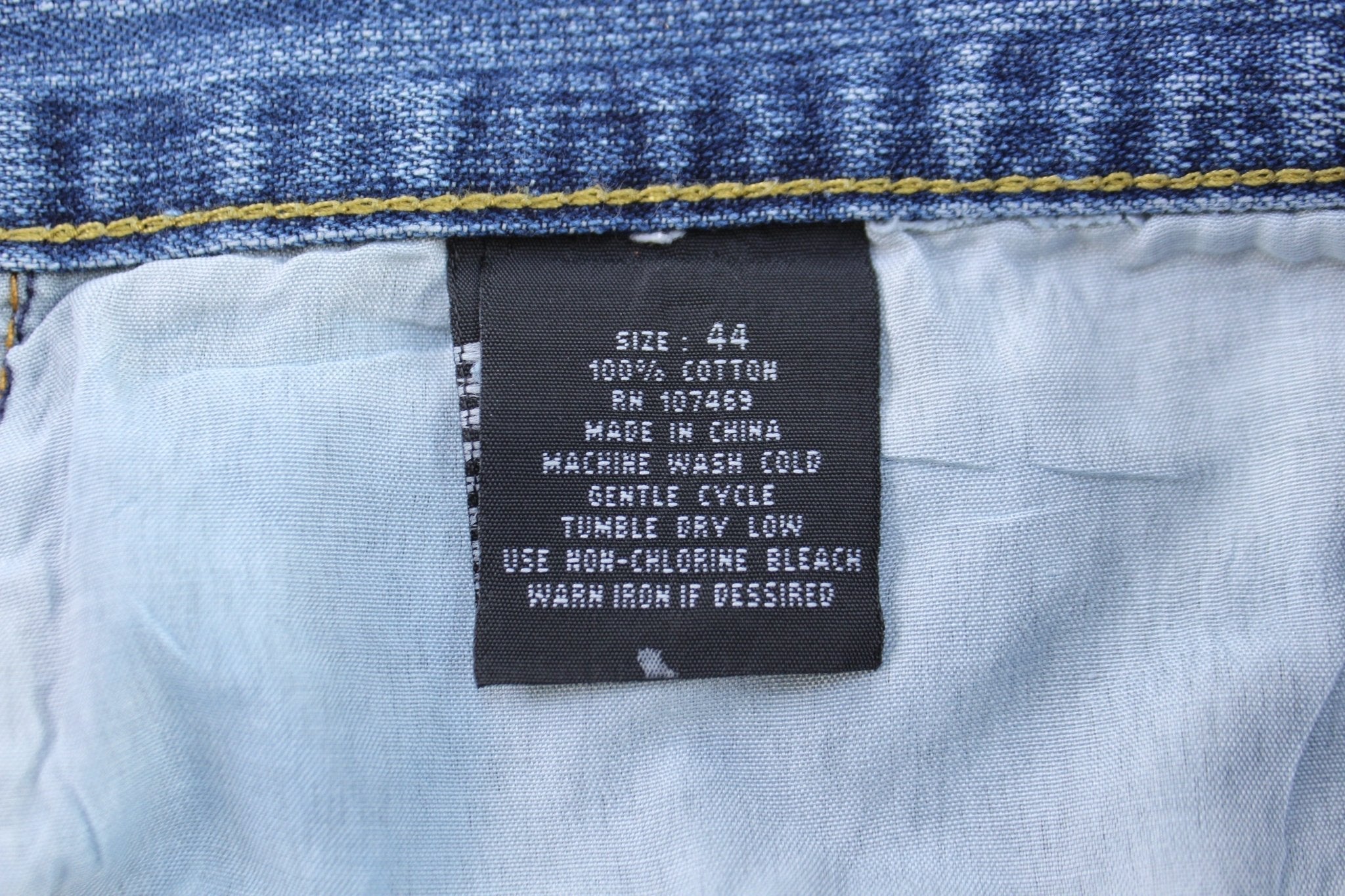 Y2K Indigo Dark Wash Denim Shorts - Pants/Shorts - Thrifted Threads