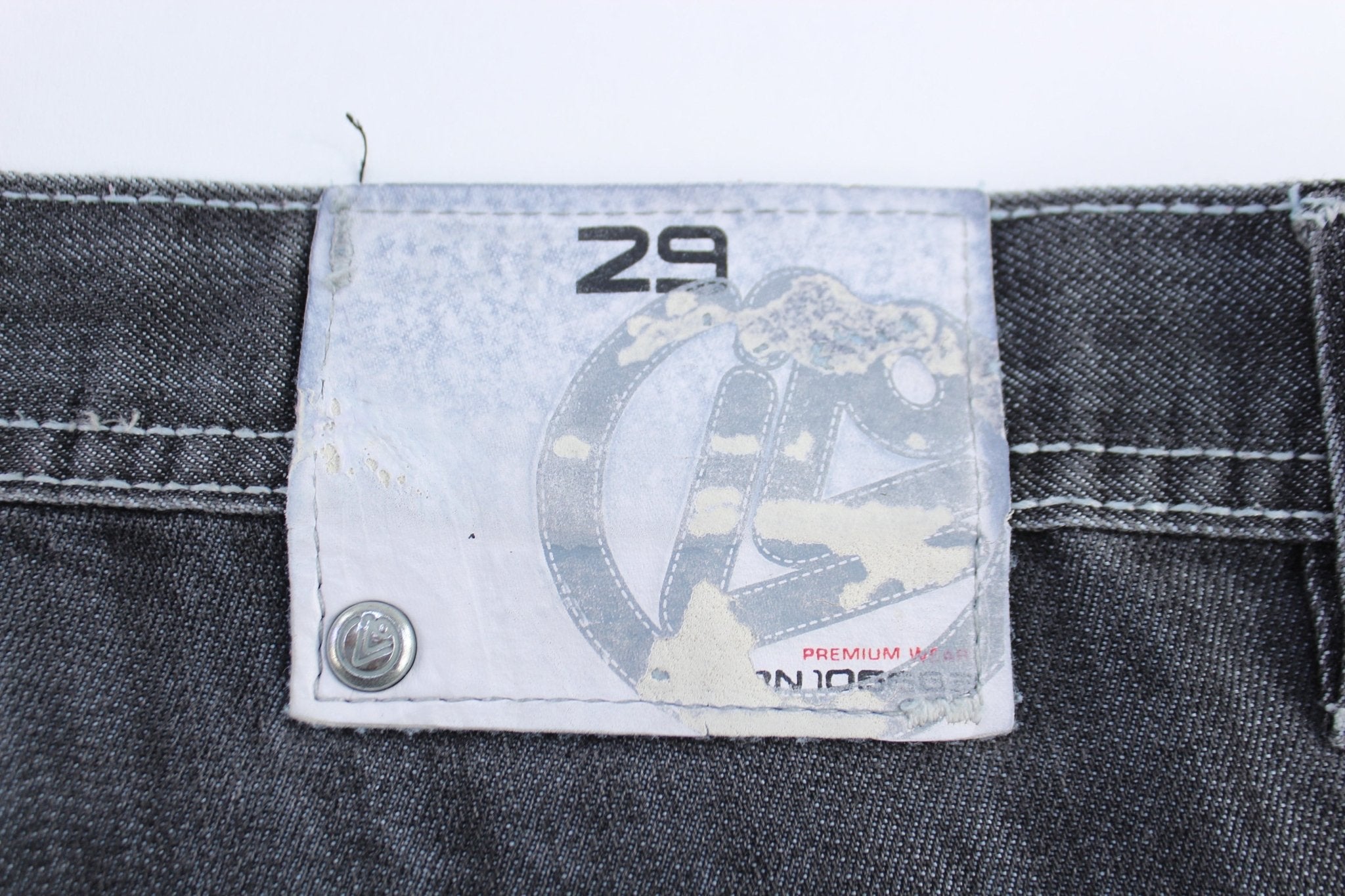 Y2K Lot 29 Black Denim Shorts - ThriftedThreads.com